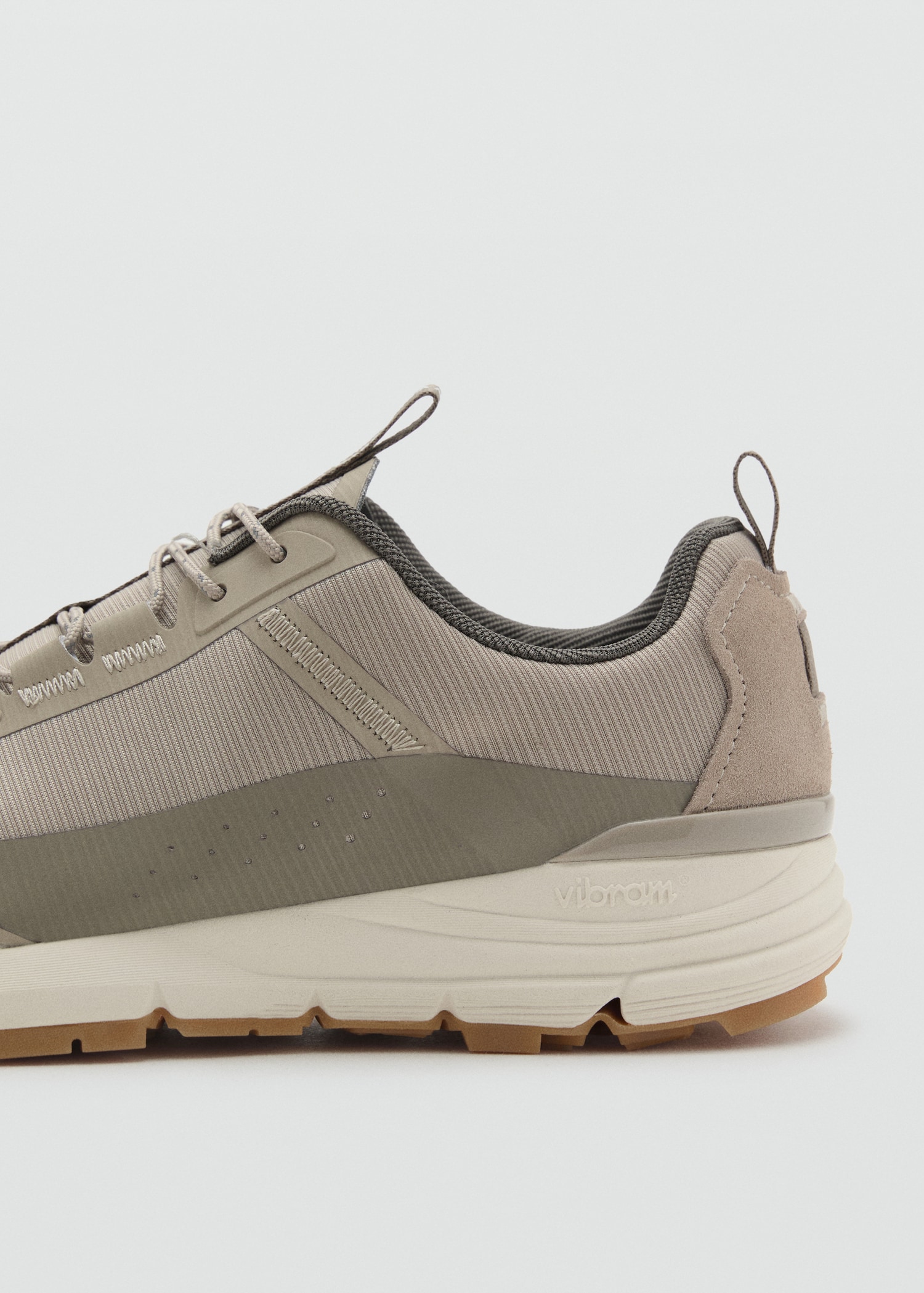 Sportowa podeszwa VIBRAM® - Szczegóły artykułu 1