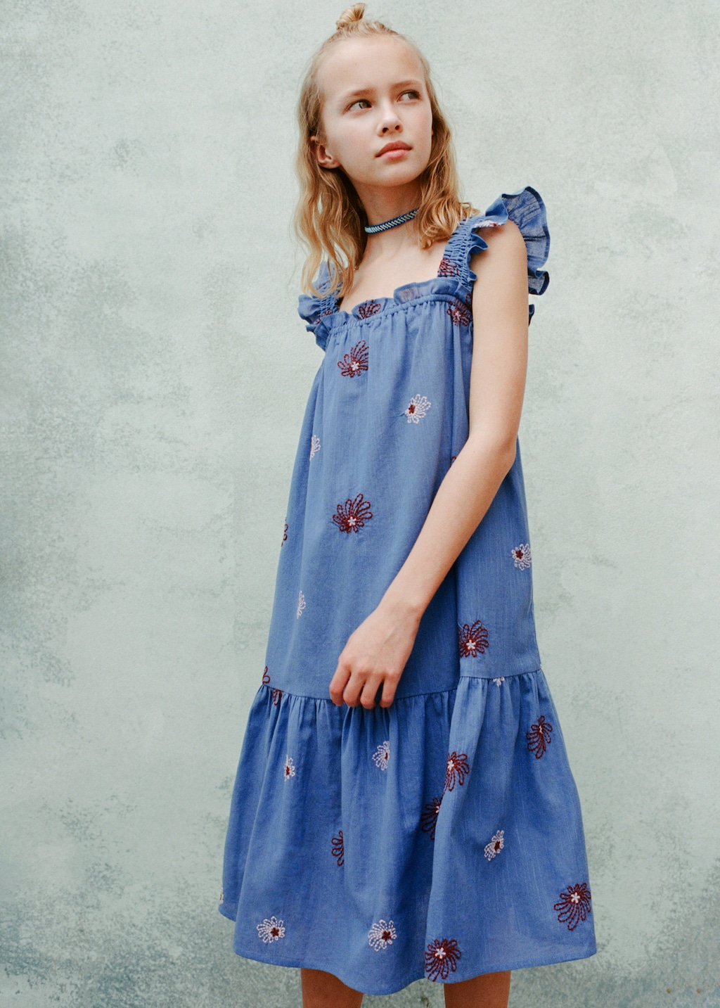 Floral embroidery dress