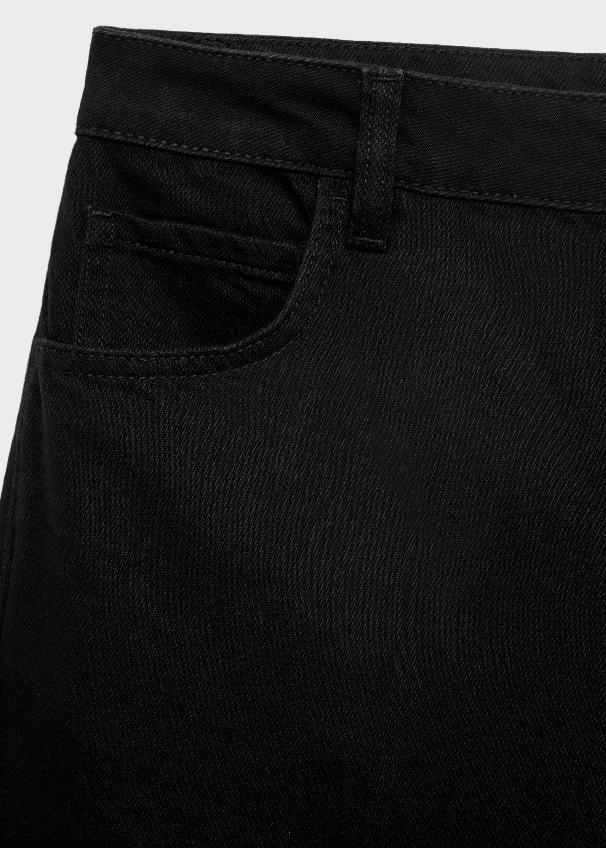 High-waist straight-fit denim shorts - Details of the article 8