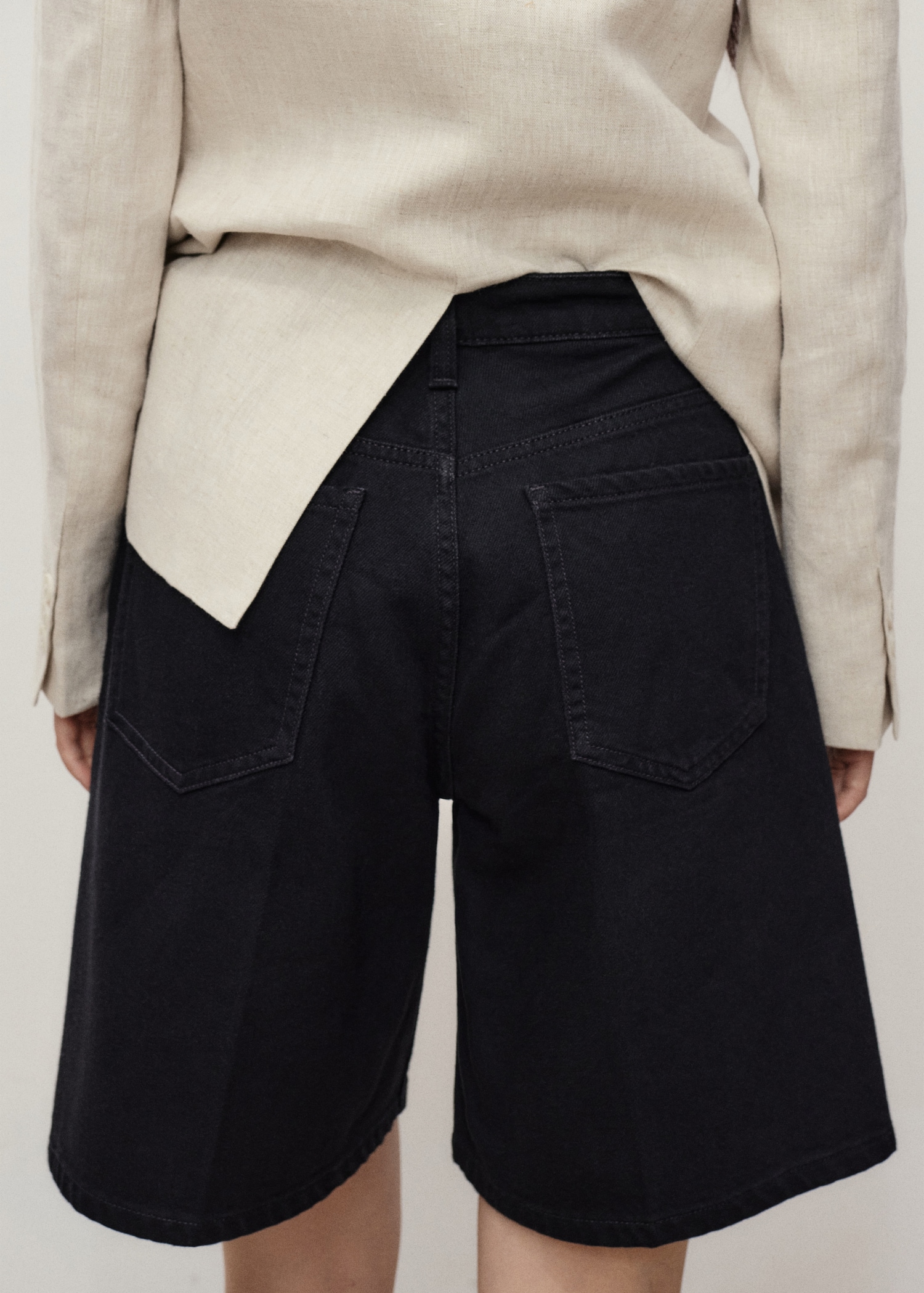 Bermuda en jean droit taille haute - Femme | MANGO France métropolitaine