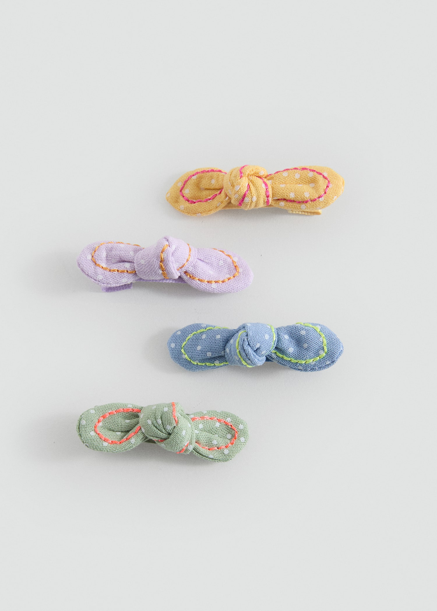 4 pack bow hairclips - Article without model