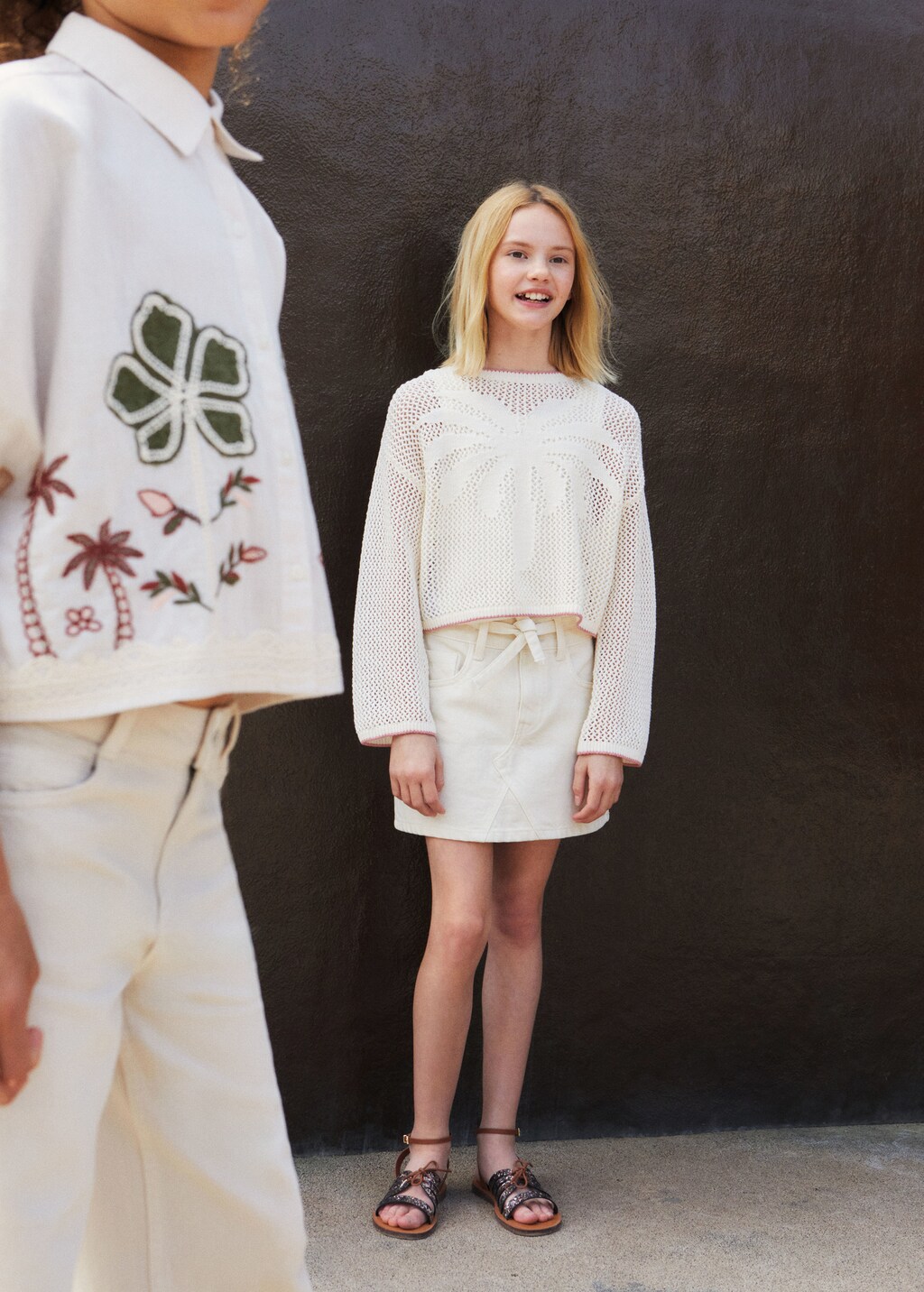 Knit sweater with lace pattern