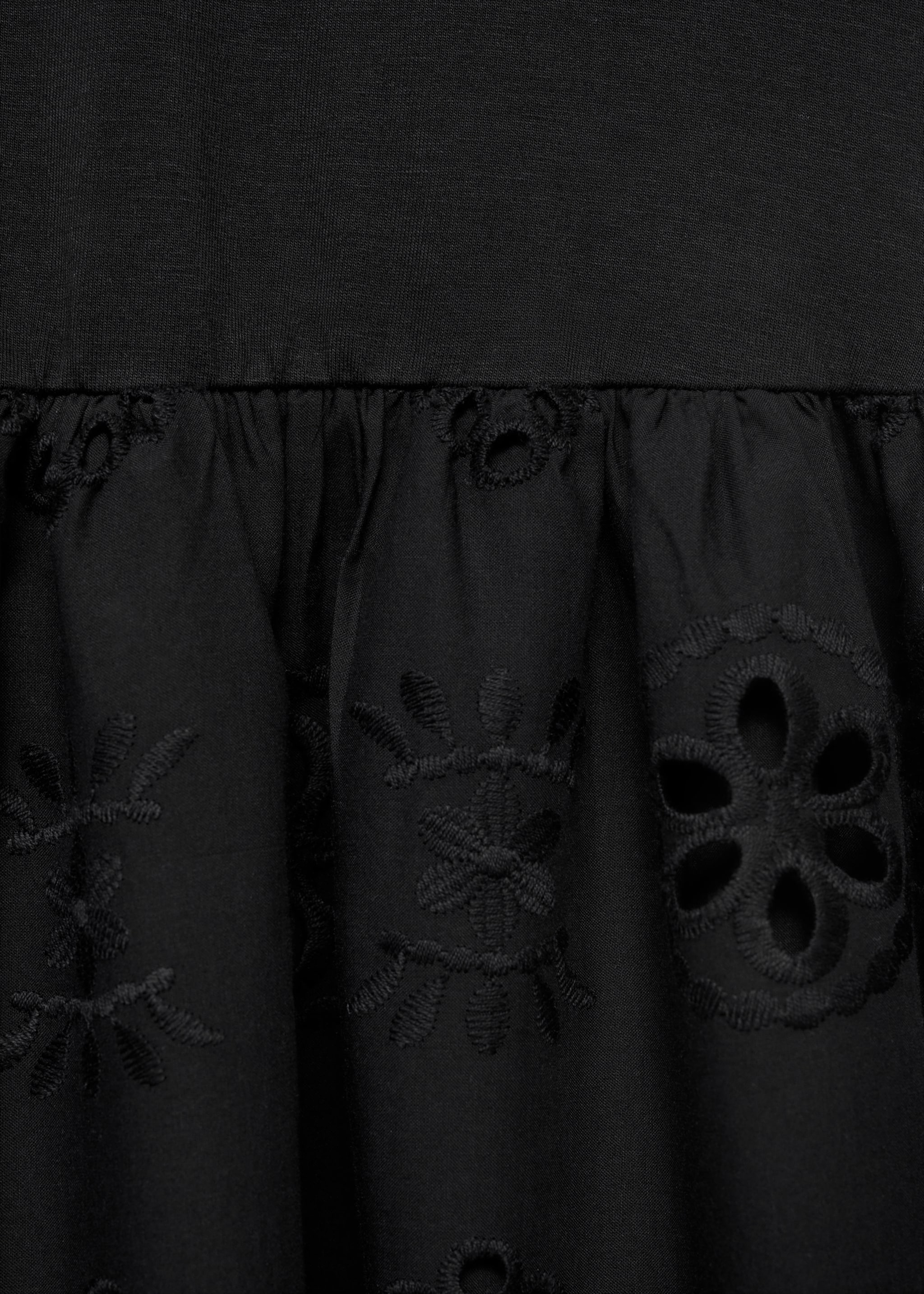 Vestido combinado bordados calados - Detalle del artículo 8