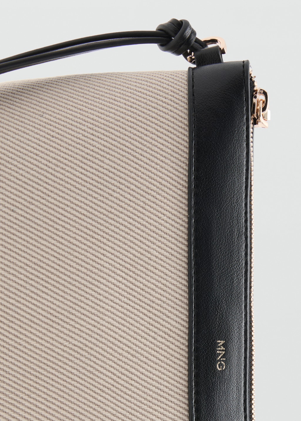 Contrast canvas toiletry bag