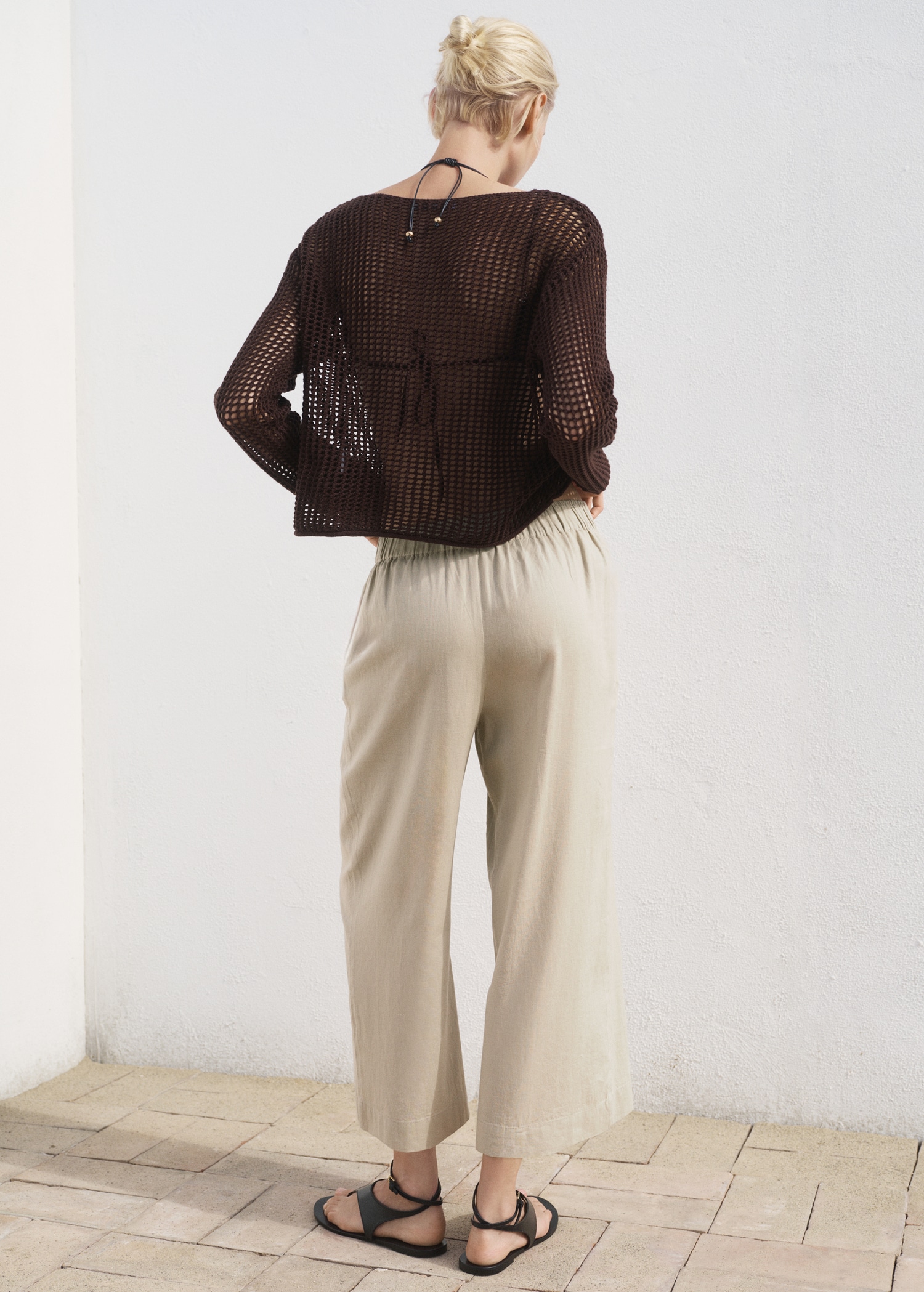 Pantalón crop lino - Reverso del artículo