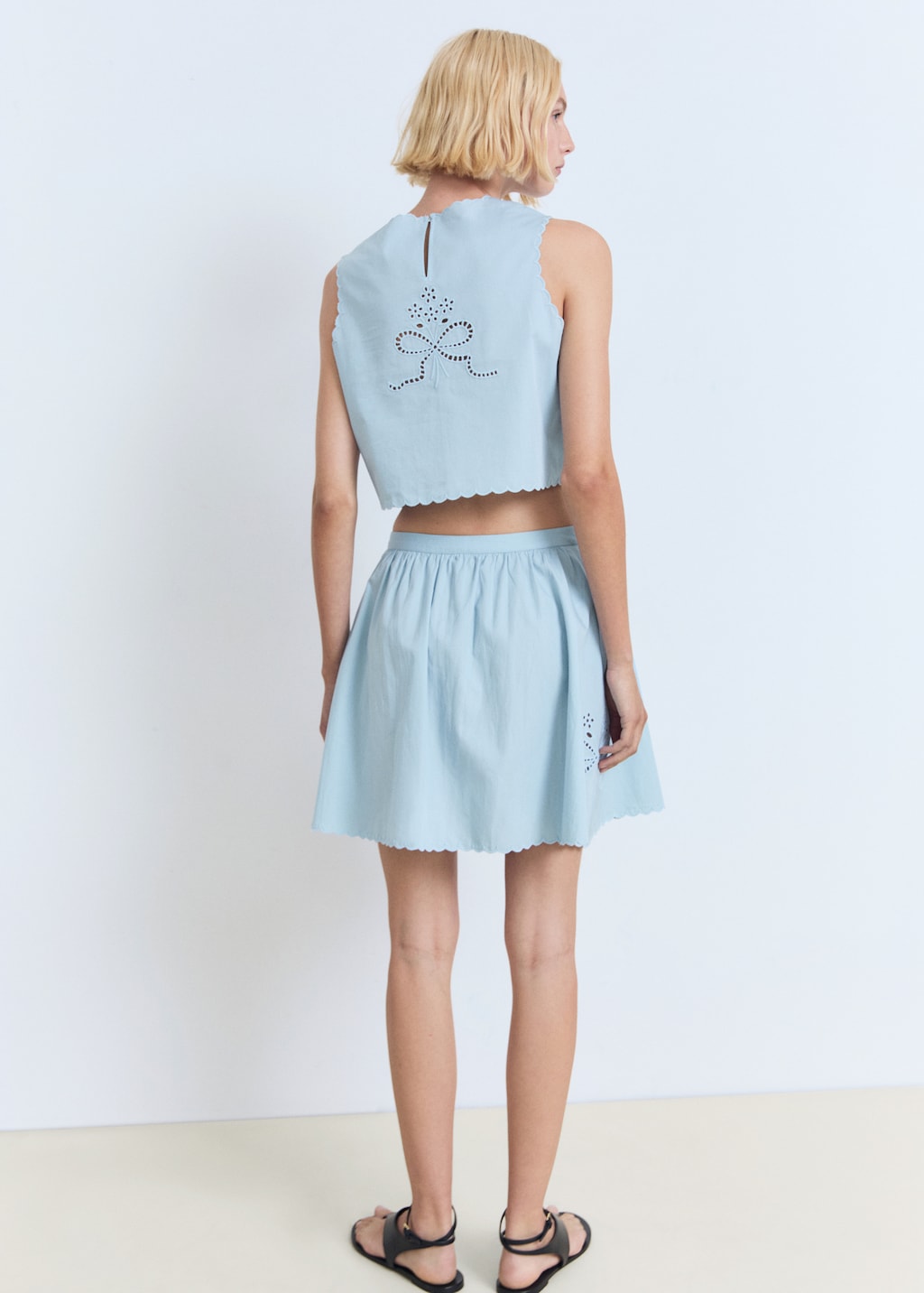 Mango Embroidered crop top