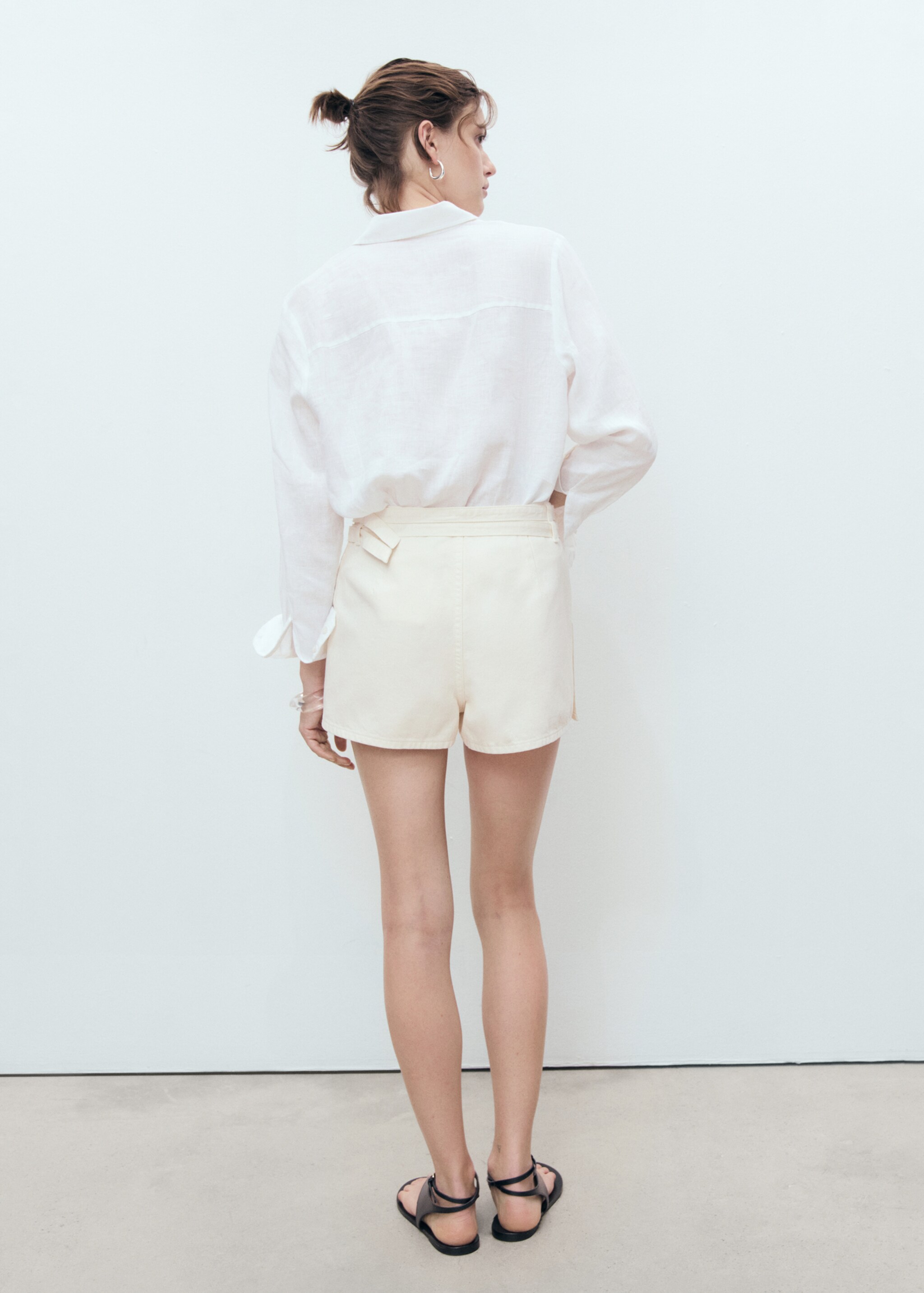 Double-belted denim skort - Reverse of the article