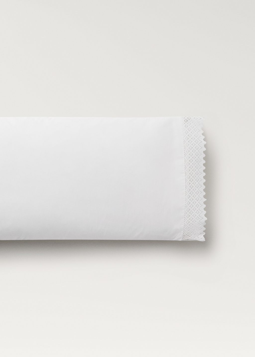 Pillowcase with lace trim 45x110