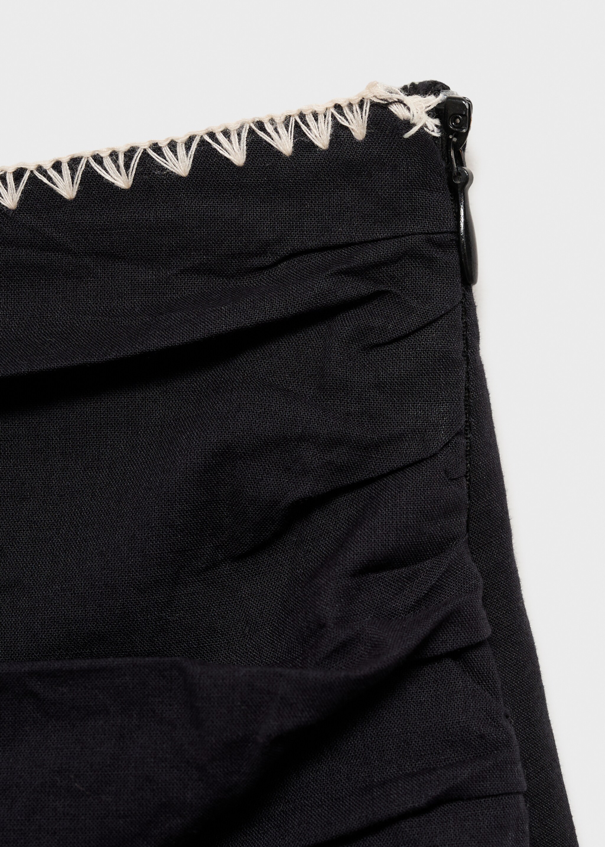 Embroidered ruffled skirt - Details of the article 8