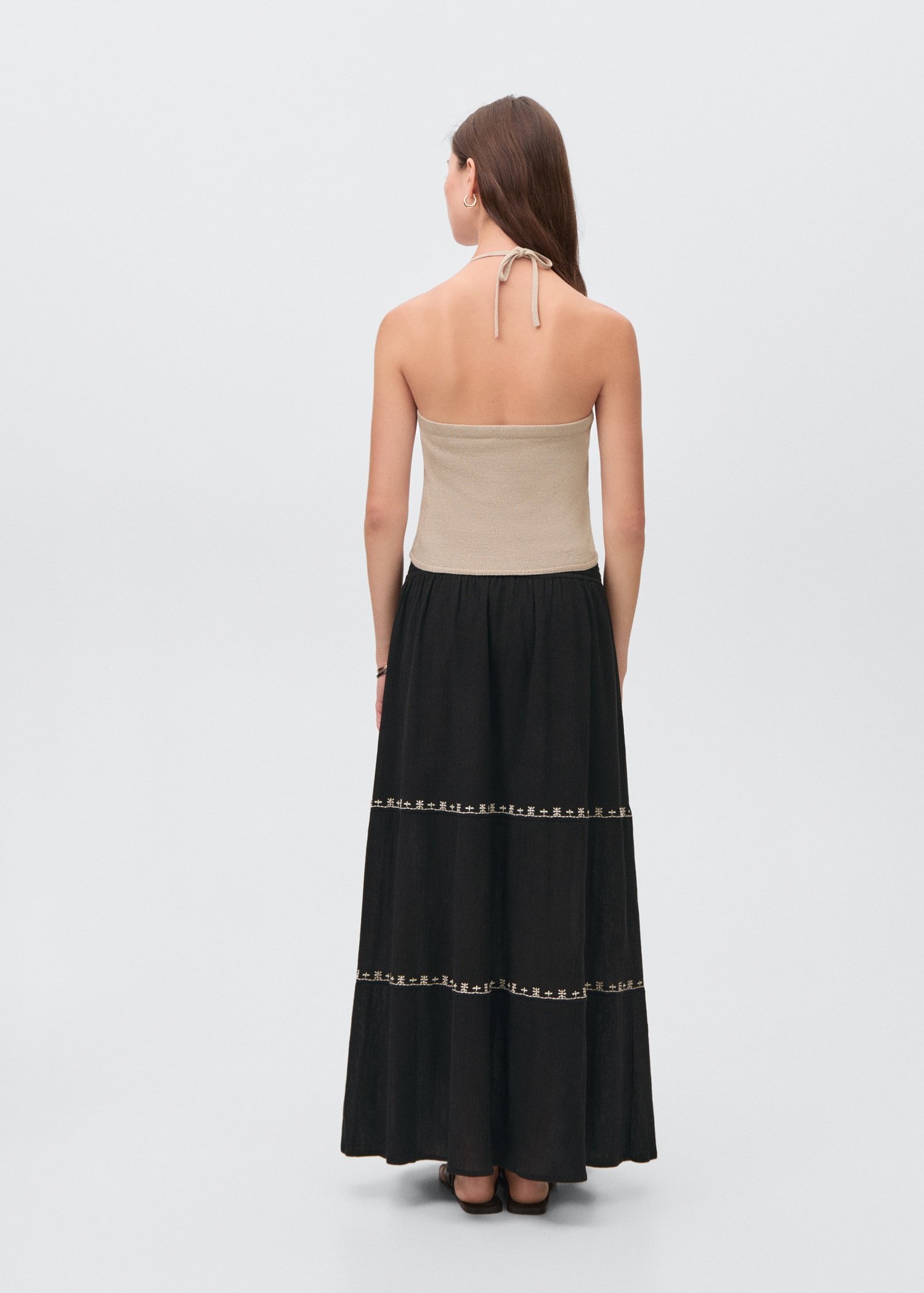 Embroidered long skirt - Reverse of the article