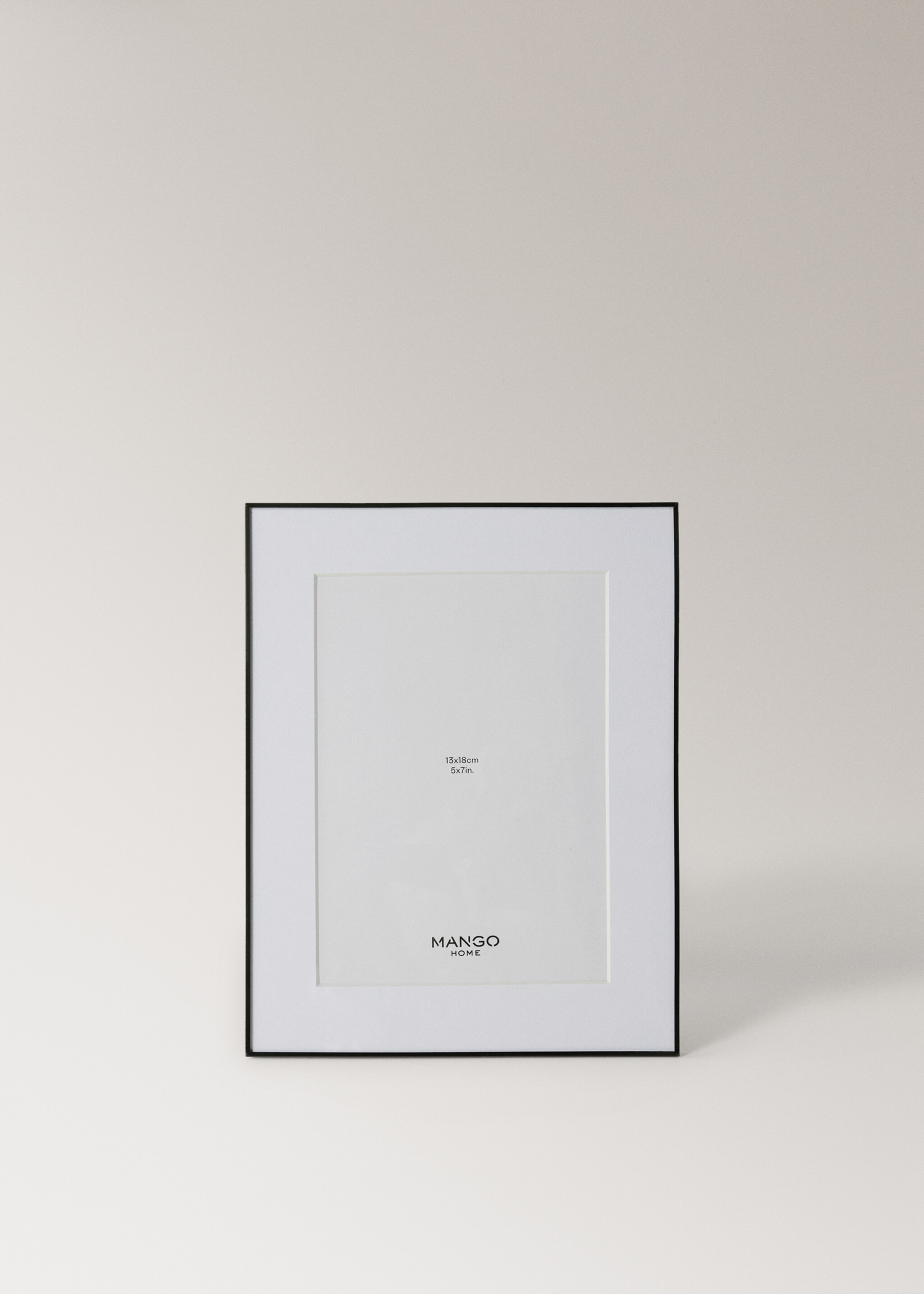 Medium frame with metal profile - Article without model