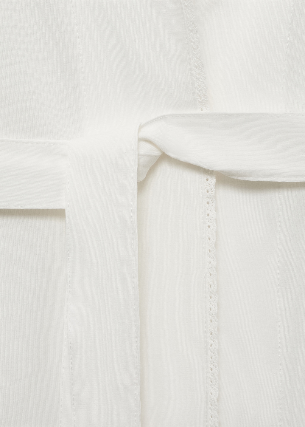 Cotton gown with embroidery detail