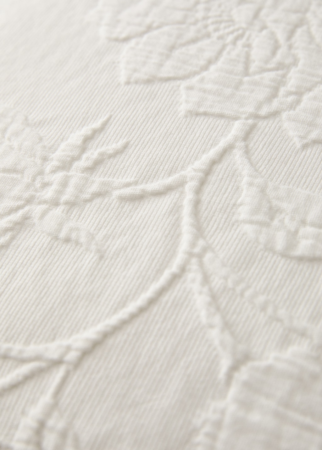 Jacquard cotton bed cushion cover with voile frill and lace trim 50x50 cm