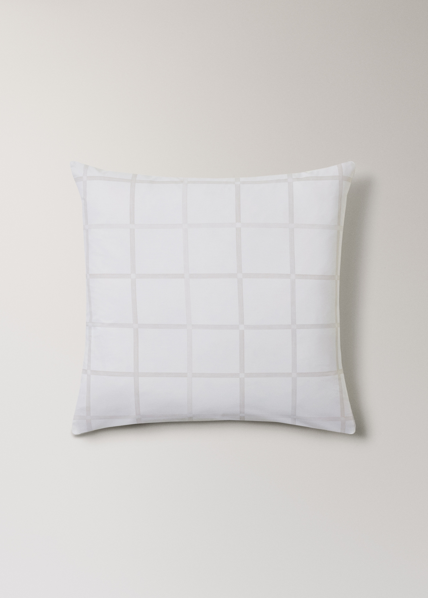 Two cotton percale pillowcases with check print 60x60 cm - Article without model