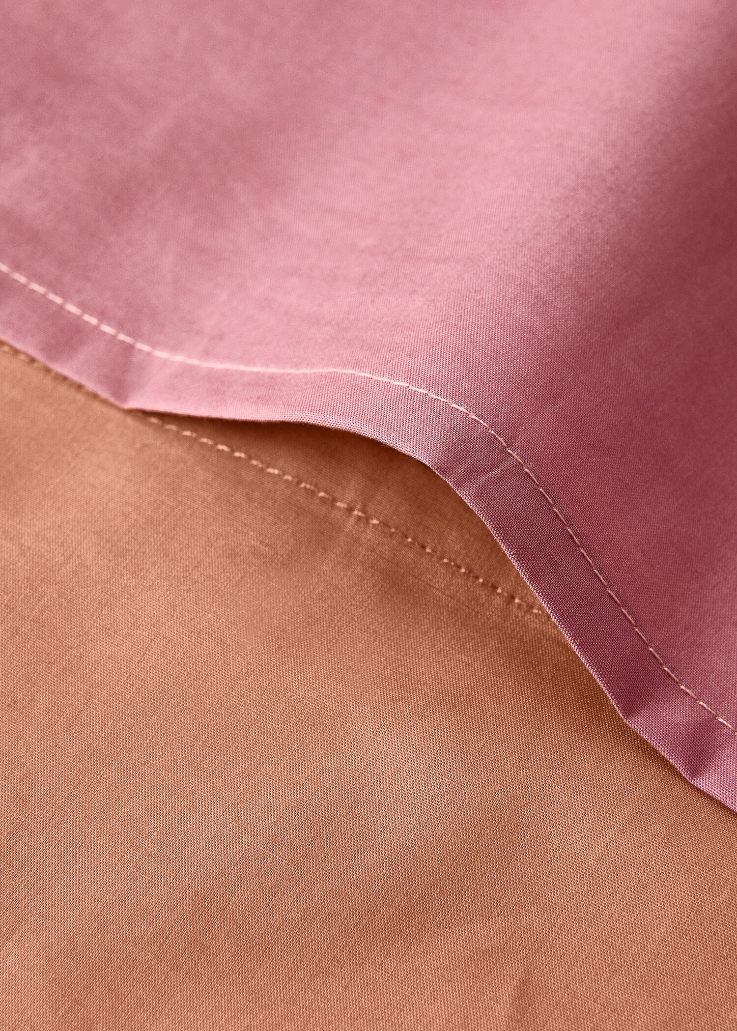 Reversible cotton percale cot duvet cover with contrasting trim - Details of the article 1