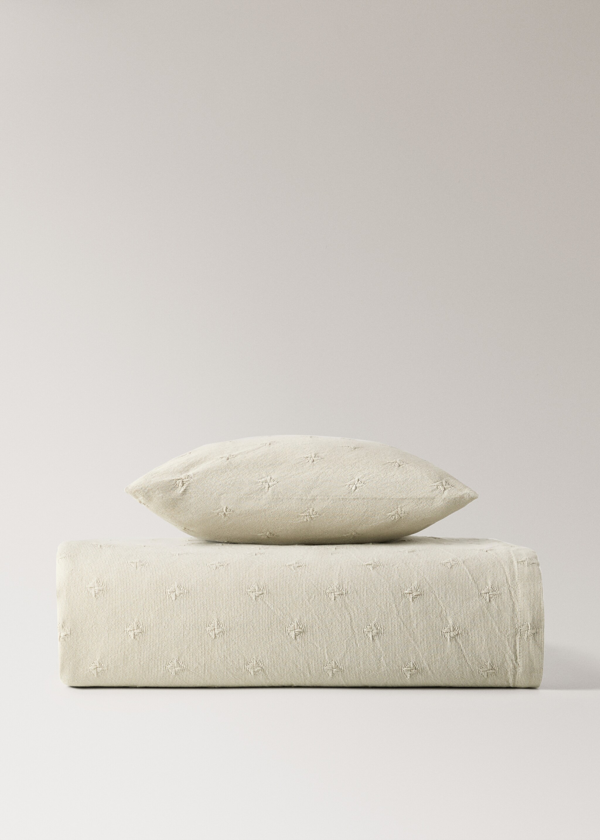 Children’s cotton jacquard cushion cover 40x40 cm - Details of the article 5, Pastel Green. Ref: 17081546-00.