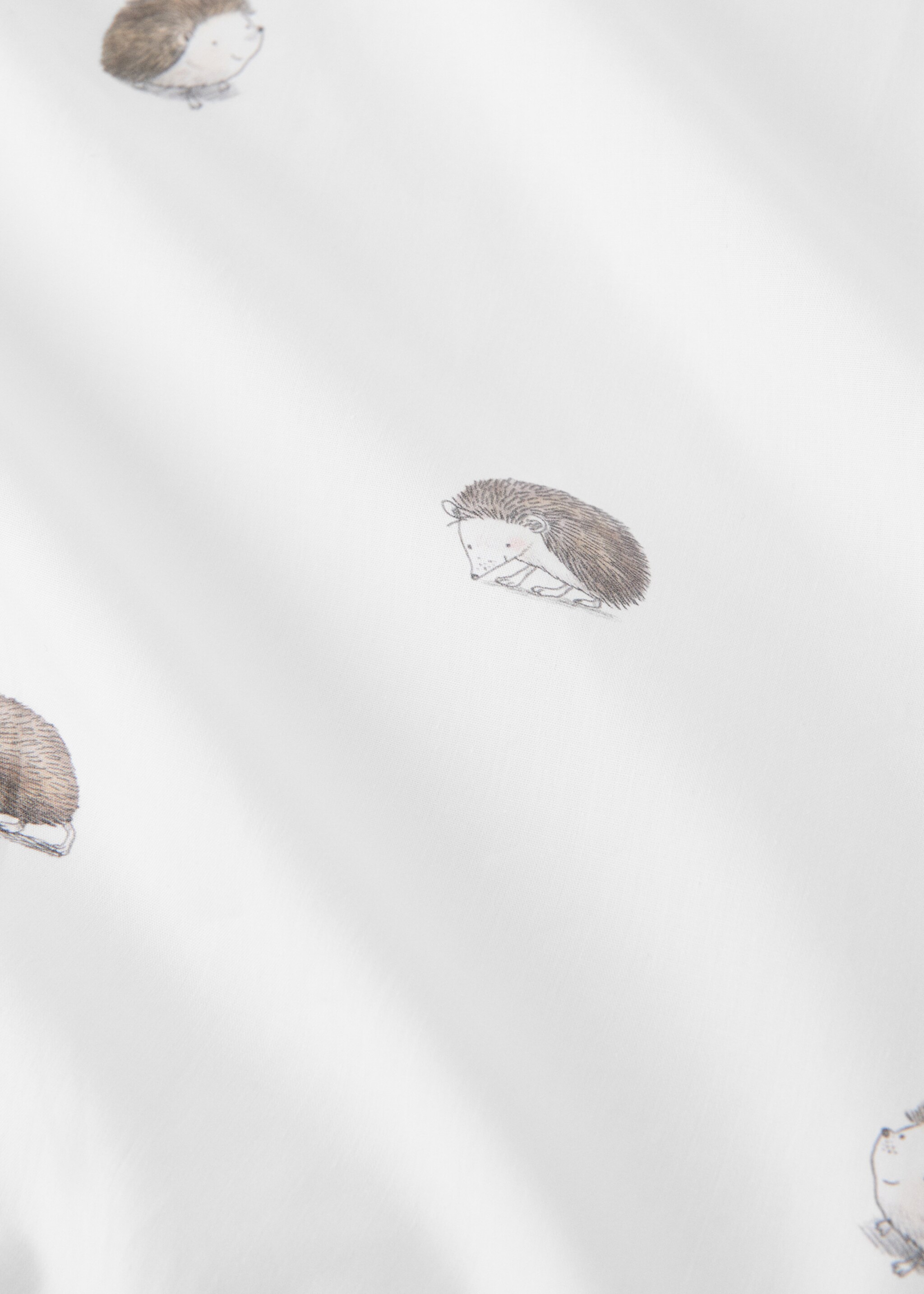 Cotton crib sheet with hedgehog print - Details of the article 2, White. Ref: 17081547-00.