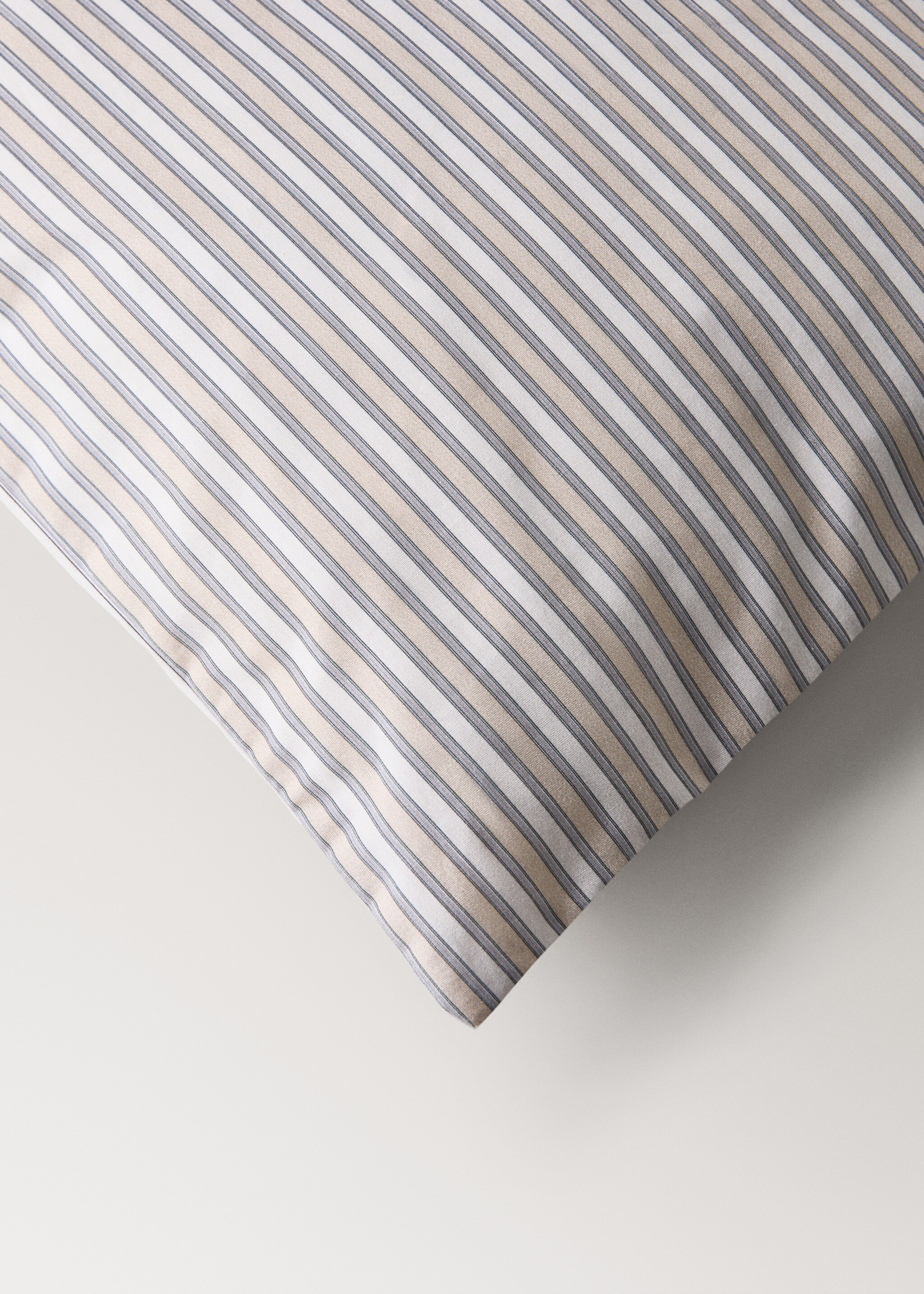 Percale cotton fine-striped duvet cover for cot - Details of the article 3, Vanilla. Ref: 17081551-00.