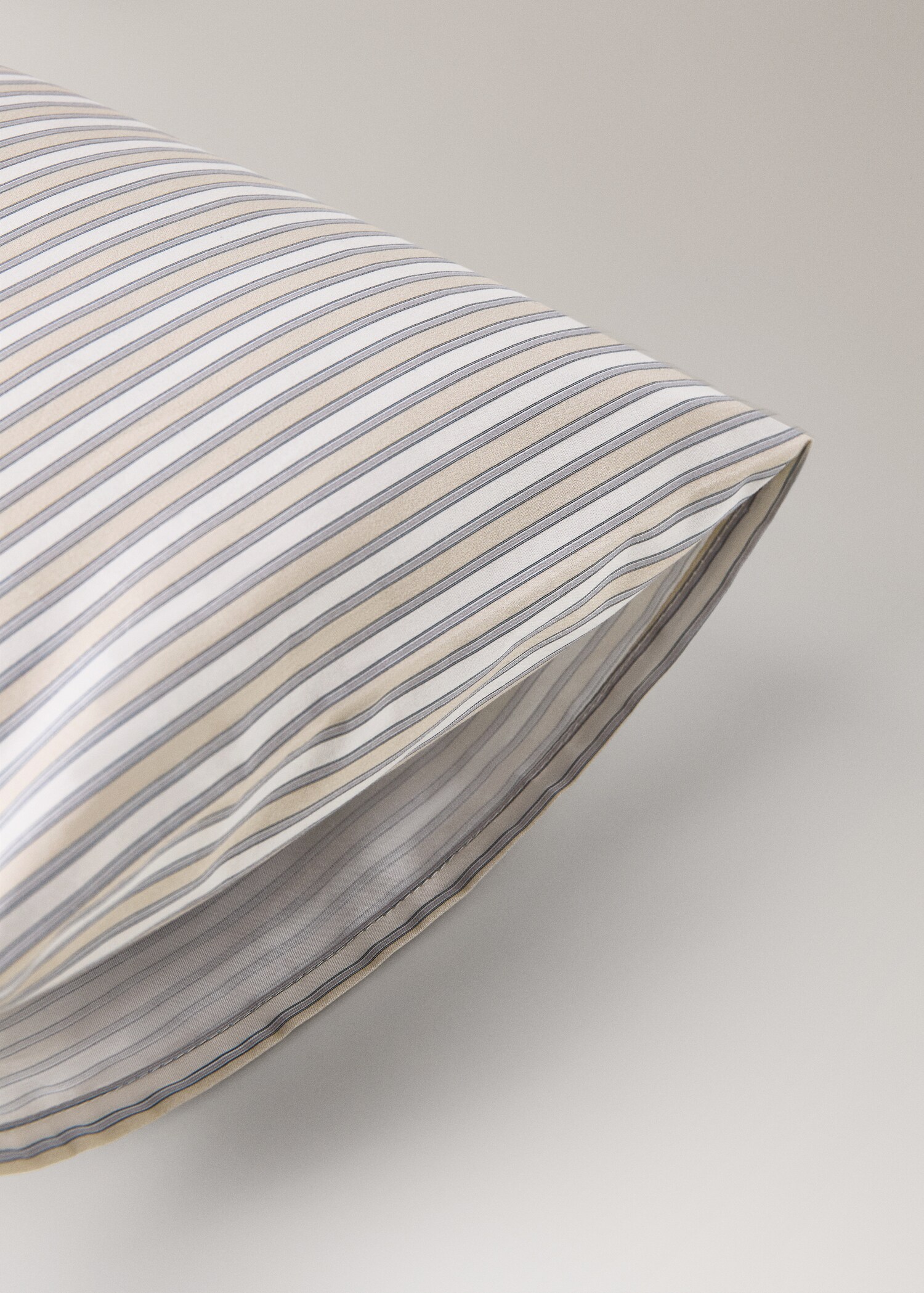 Percale cotton children's pillowcase with fine-striped print 30x50 cm - Details of the article 1