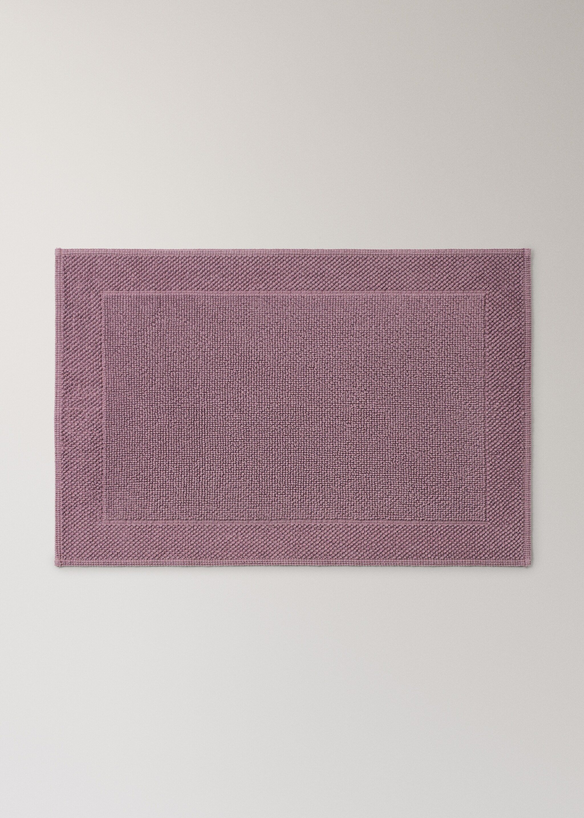 Garment-dyed cotton bath rug - Article without model, Purple. Ref: 17081554-00.