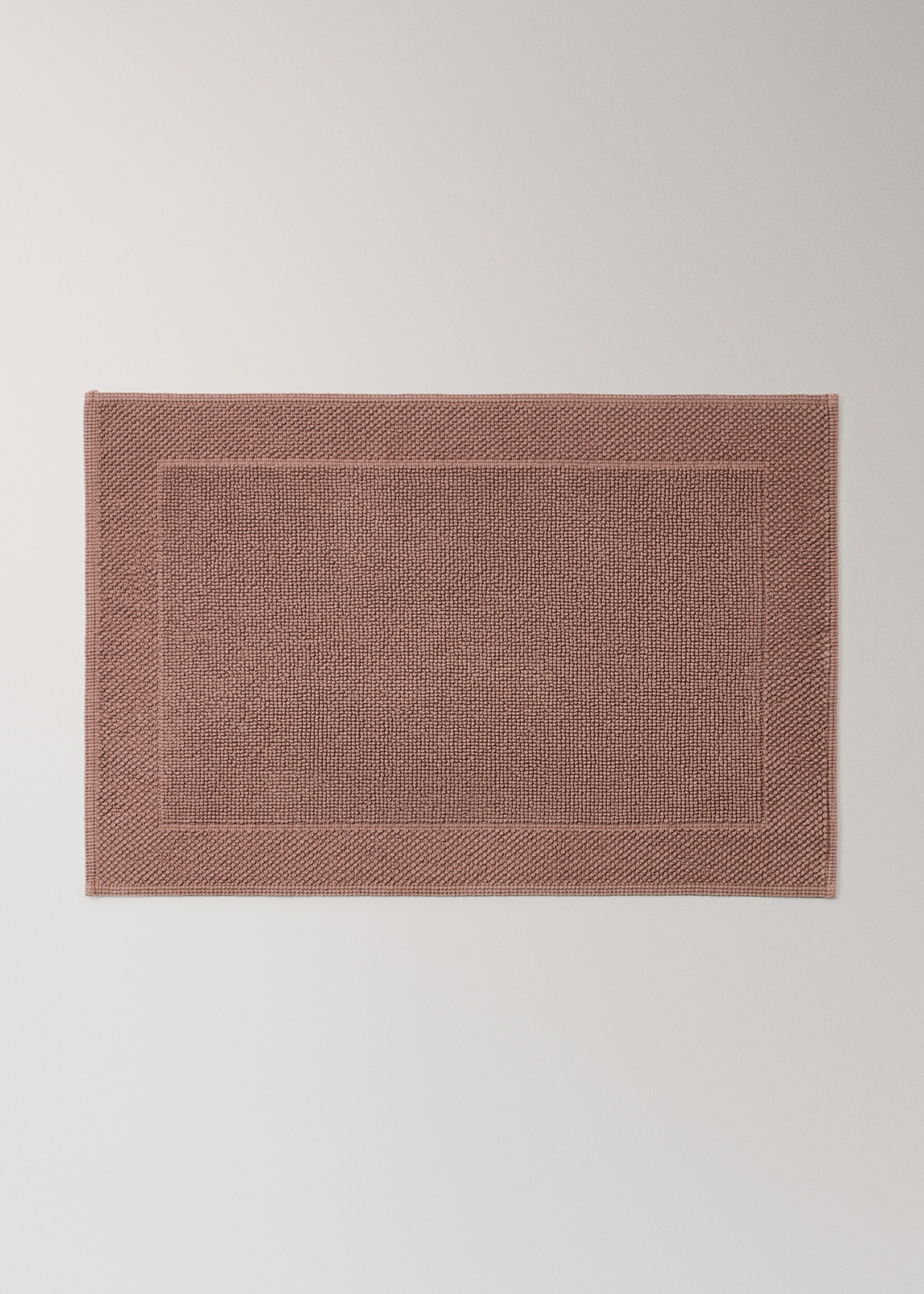 Garment-dyed cotton bath rug - Article without model, Pink. Ref: 17081554-00.