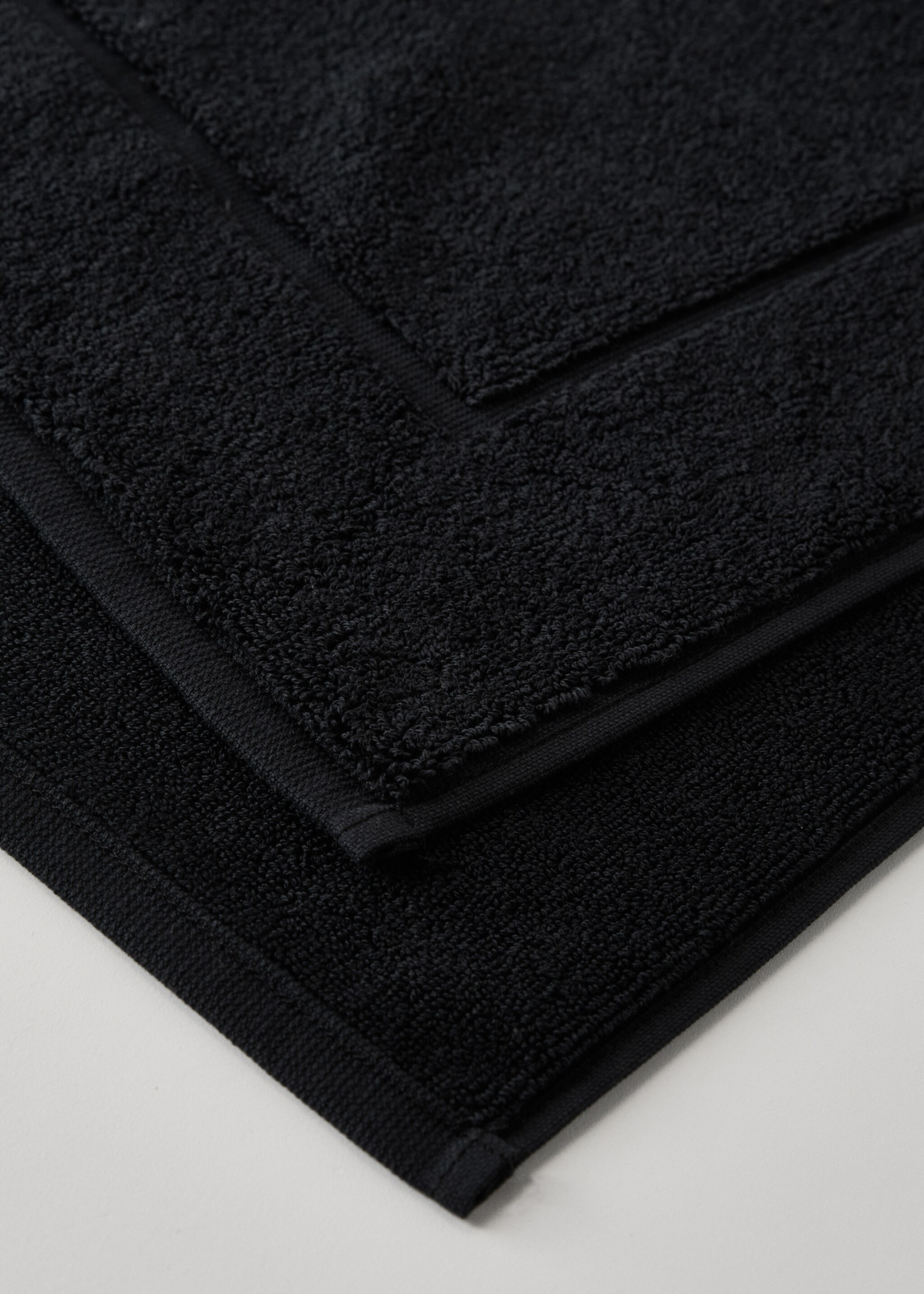 100% cotton bathroom mat - Details of the article 2, Black. Ref: 17081555-00.