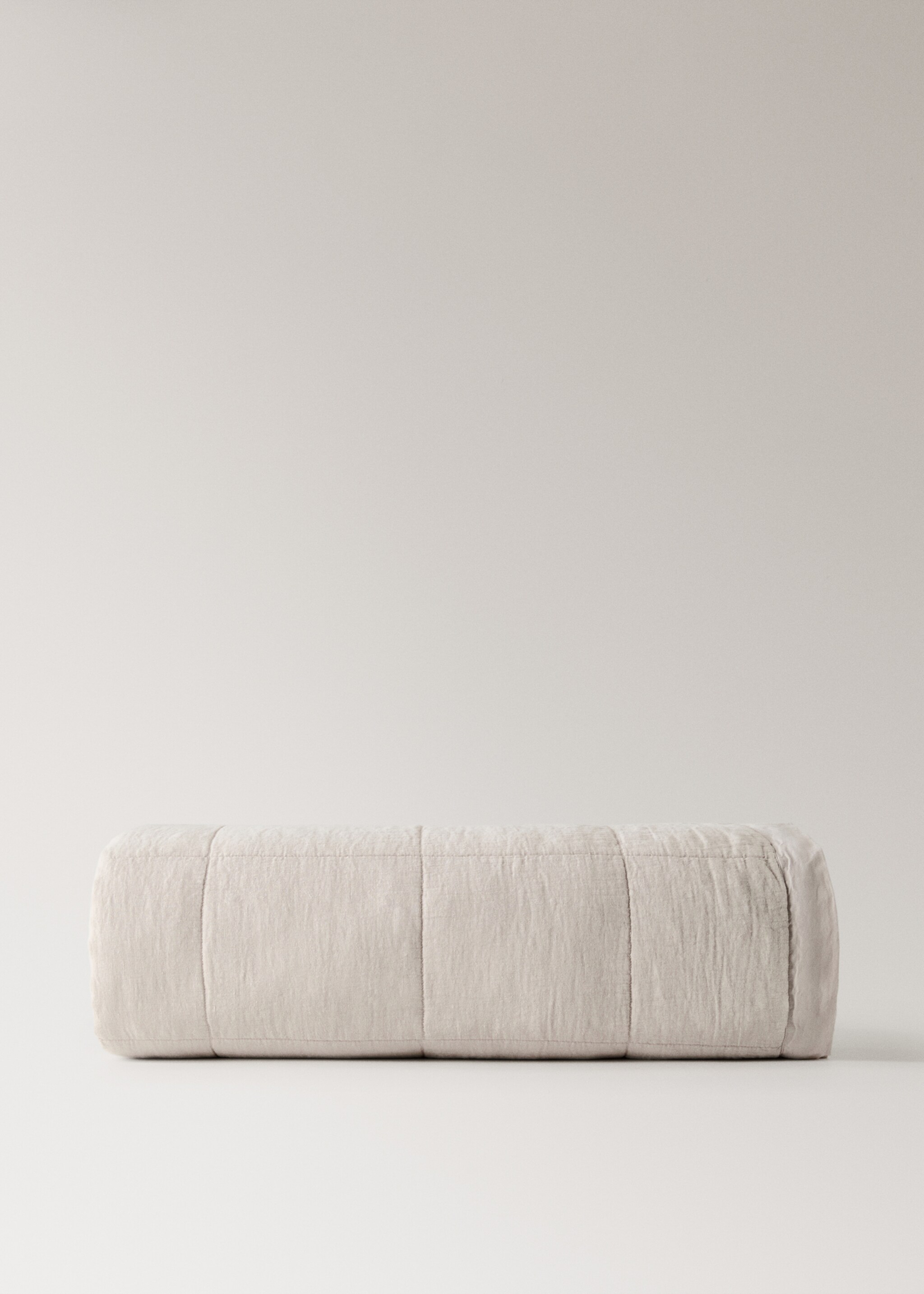 Täcke i tvättat linne med rutig design för 150/160cm säng - Artikel utan modell, Sand. Ref: 17081557-00.