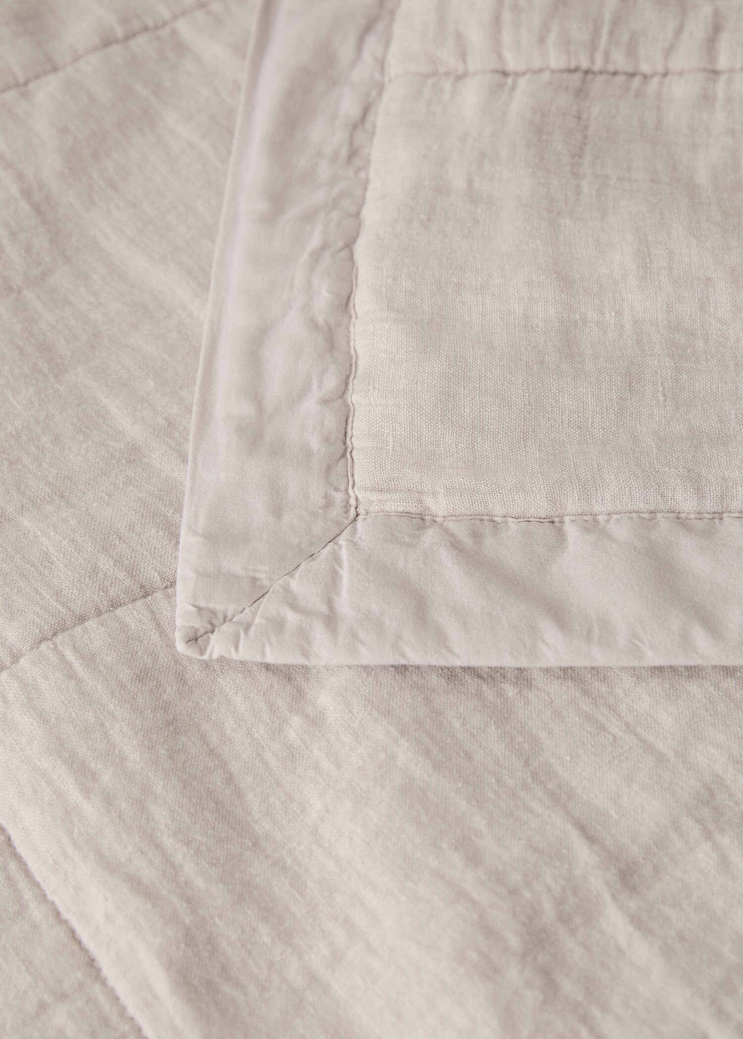 Washed linen large check bedspread for 150/160 cm bed - Details of the article 1
