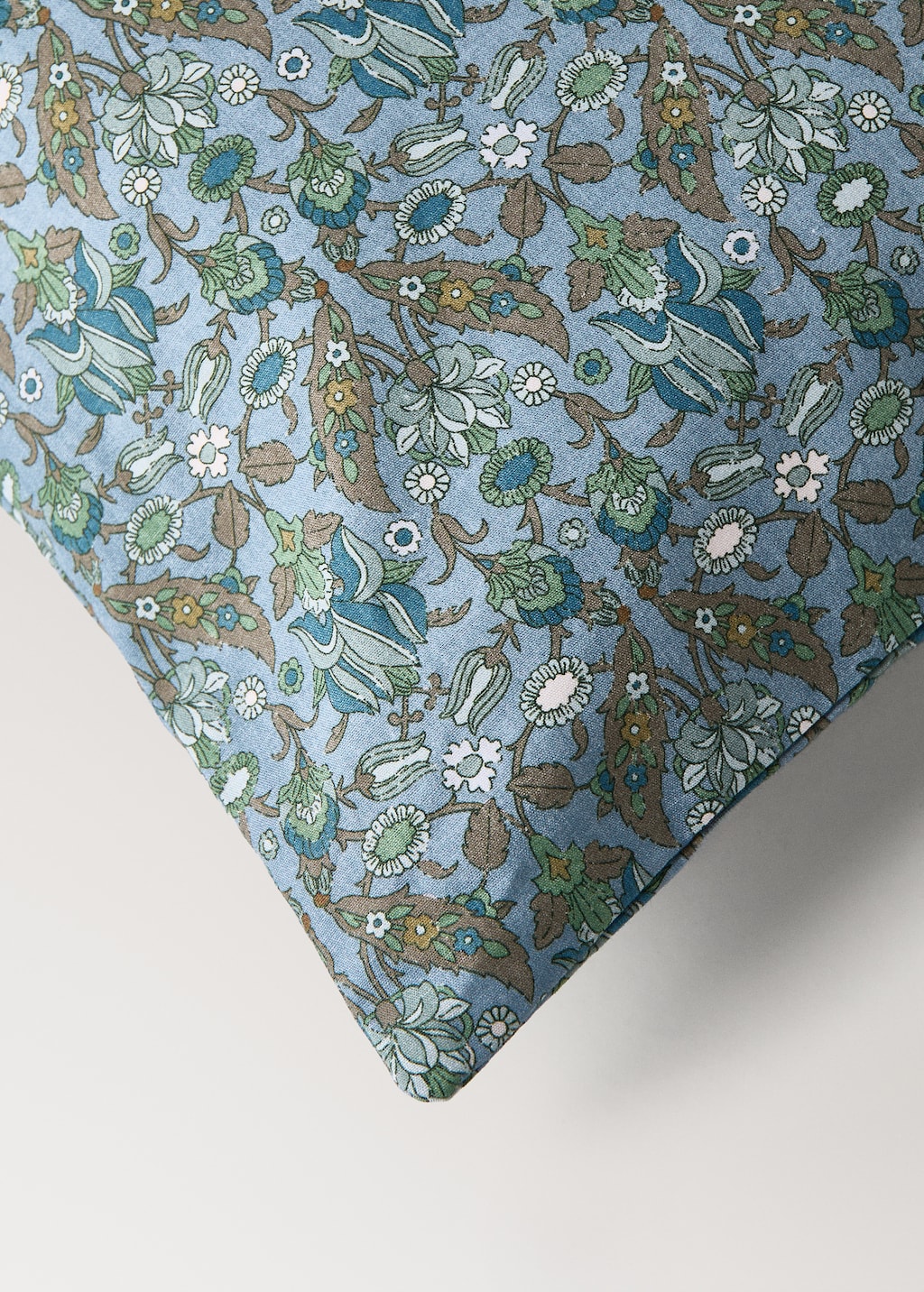 Percale cotton duvet cover with small floral print for crib