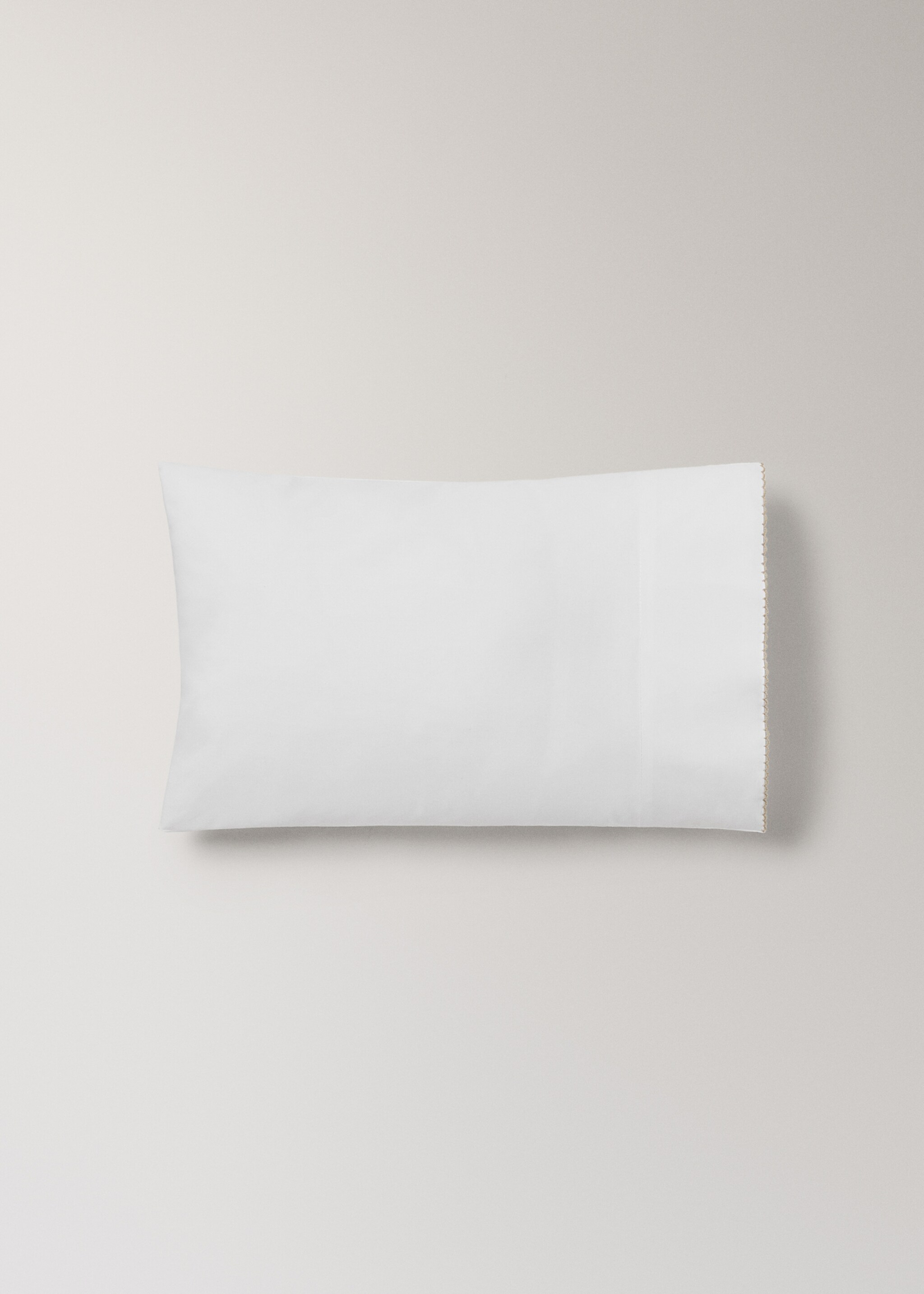 Percale cotton pillowcase with picueta detail - Article without model