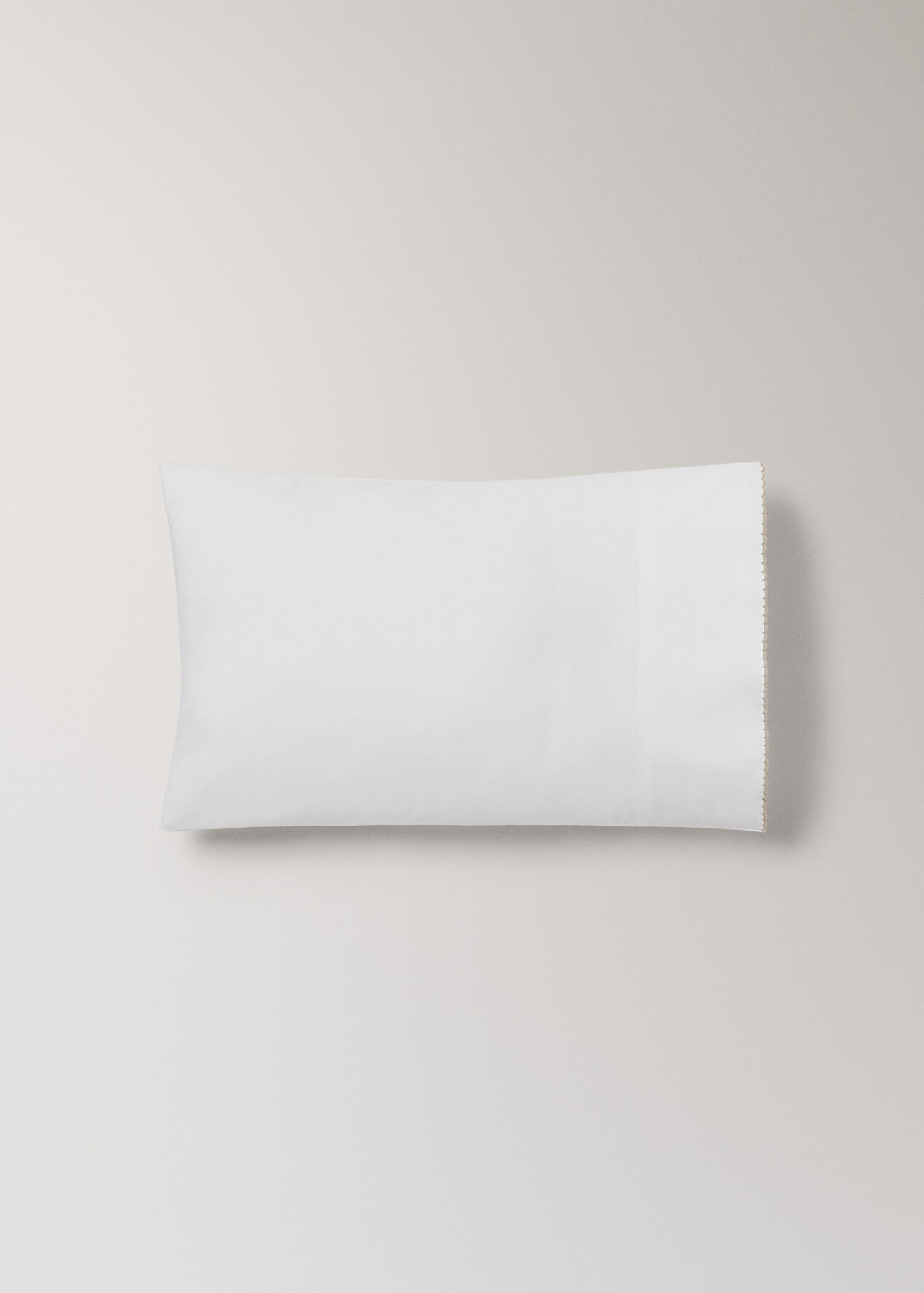 Percale cotton pillowcase with picueta detail - Article without model