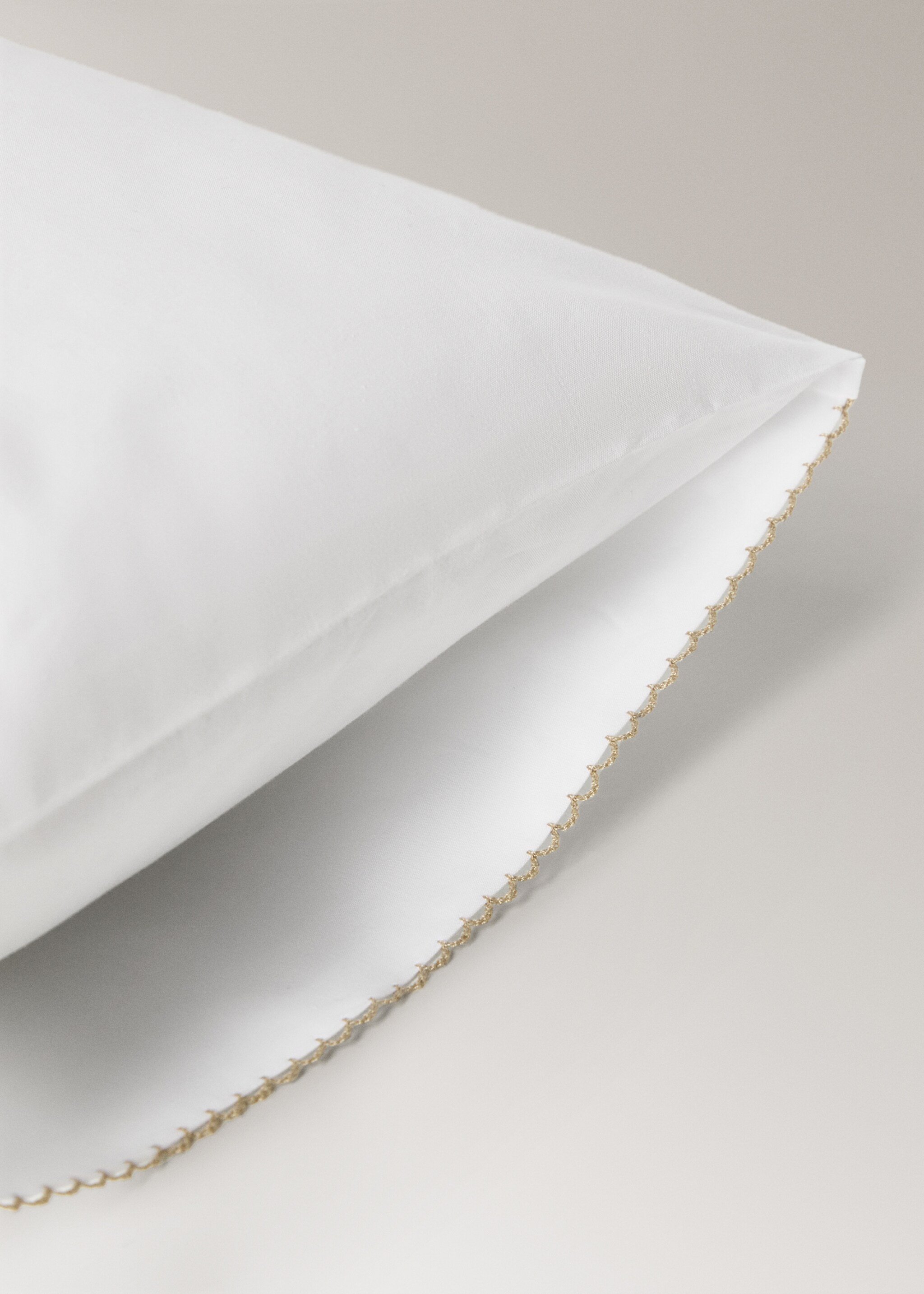 Percale cotton pillowcase with picueta detail - Details of the article 1