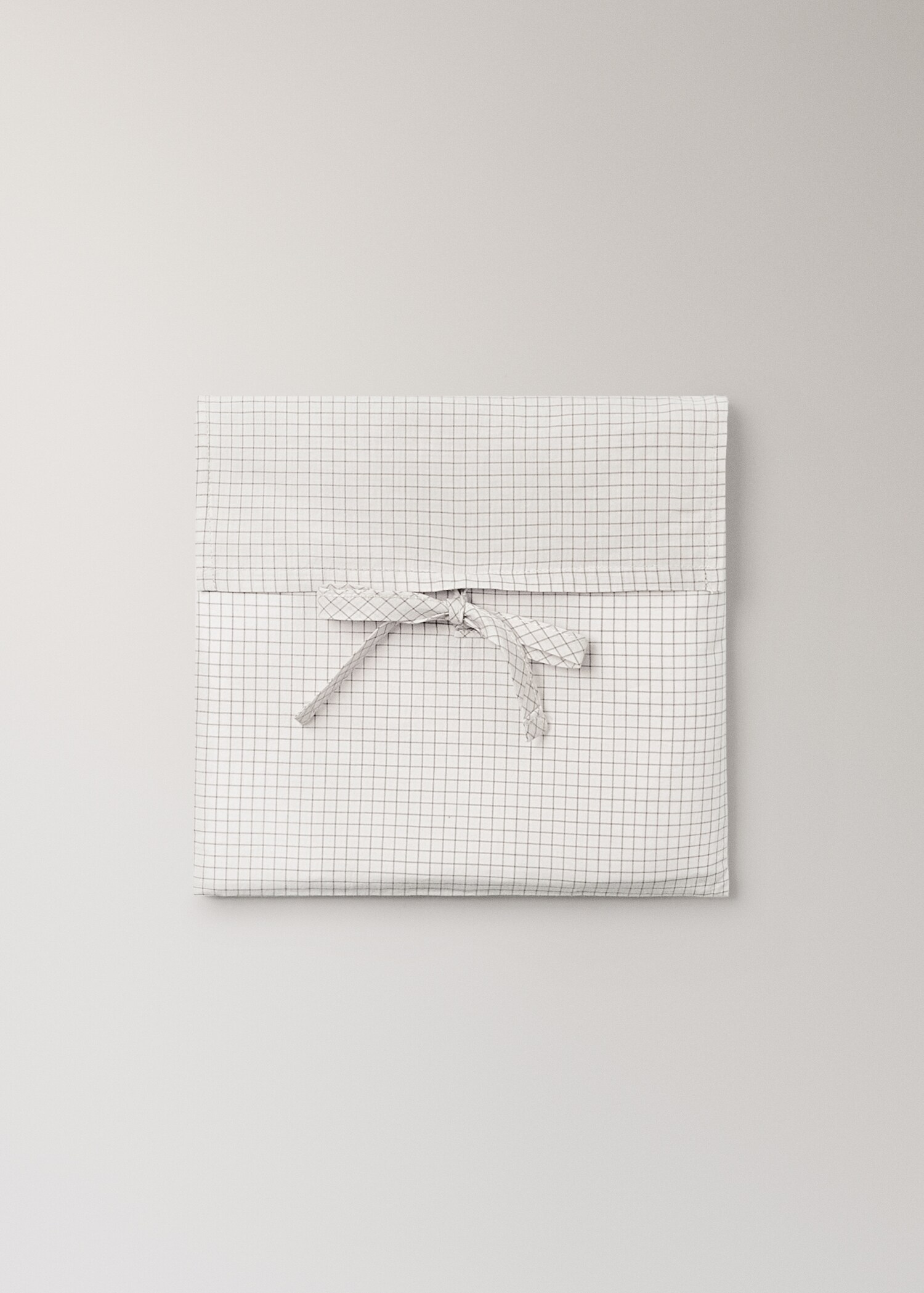 Cot bed sheet and pillow set in yarn-dyed cotton mini check - Details of the article 2