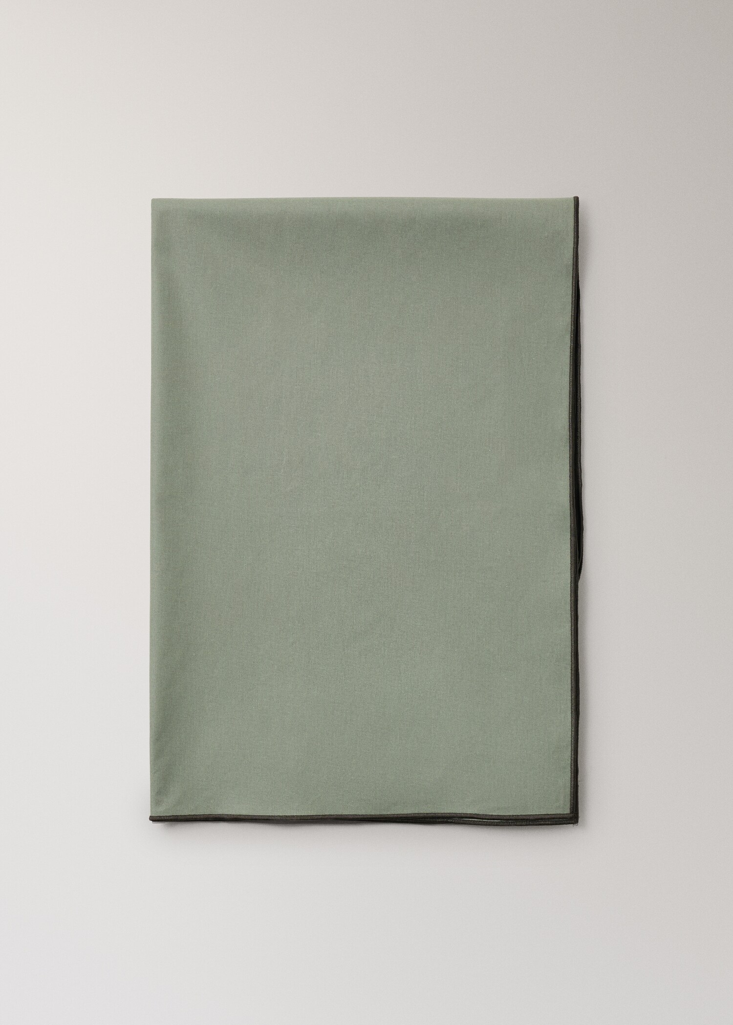 Resin cotton overlocked tablecloth 2 to 4 diners - Προϊόν χωρίς μοντέλο