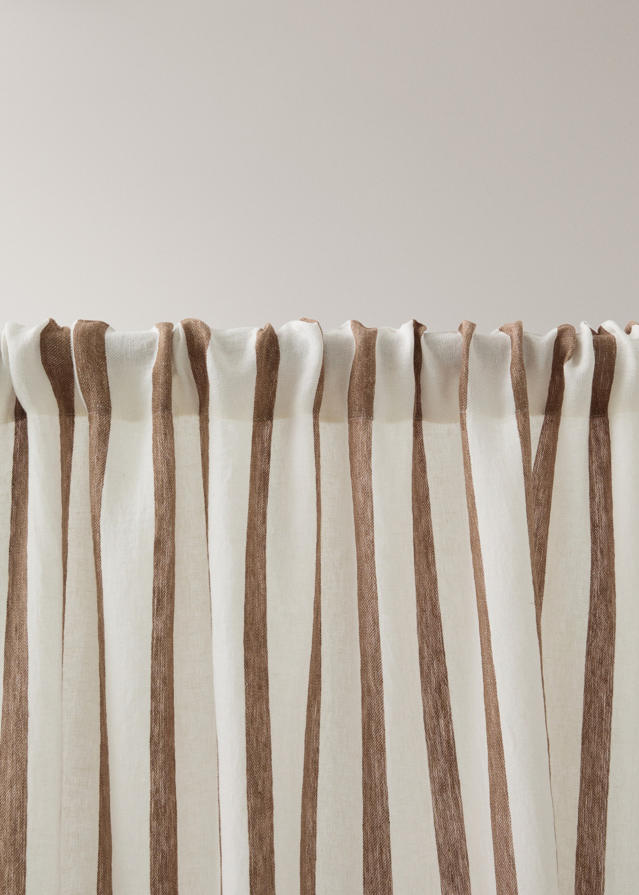 Children's curtain with woven stripe - Details of the article 2, Sand. Ref: 17081586-00.