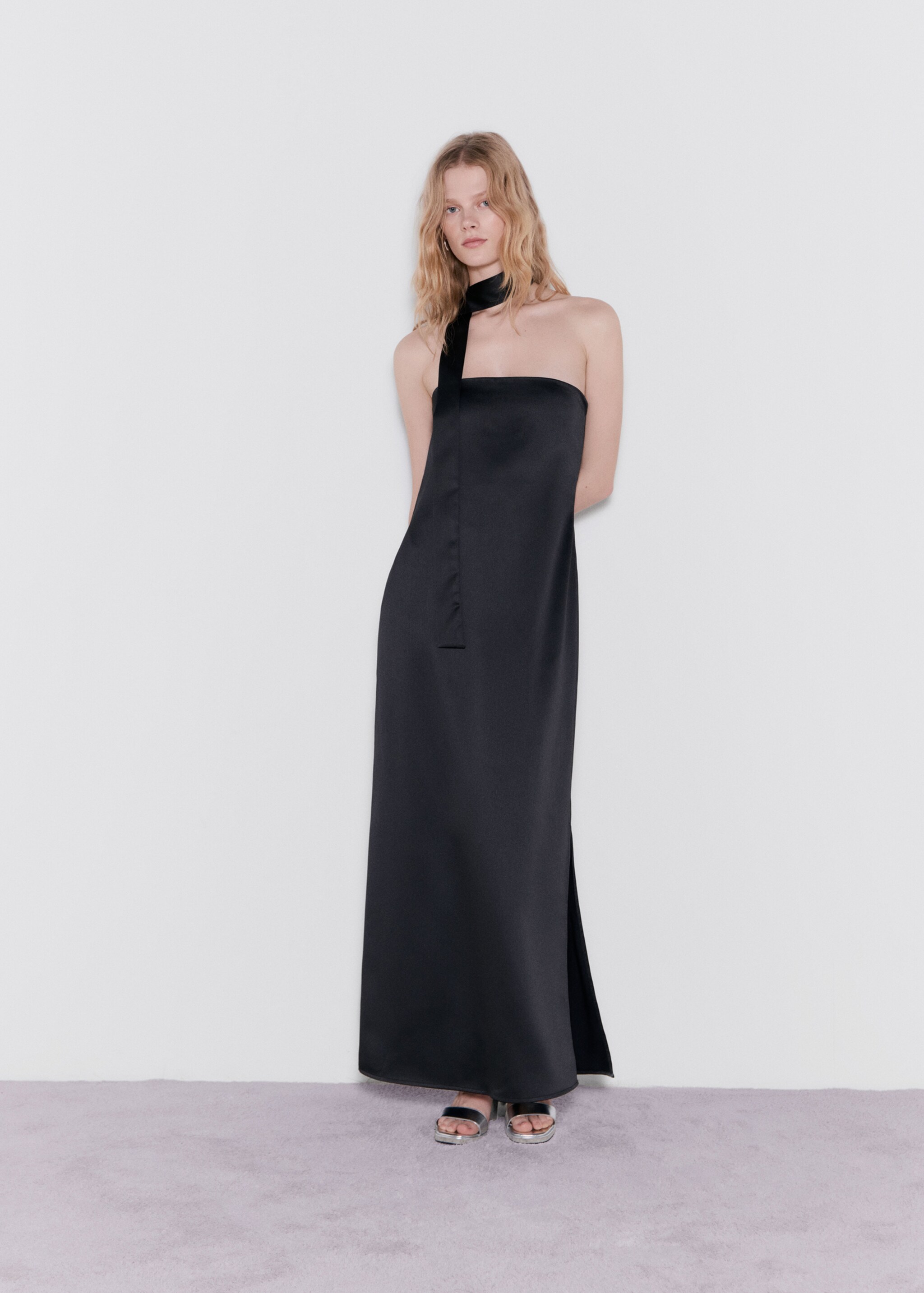 Midi-dress with waist tie - Details of the article 5, Black. Ref: 17081587-00.