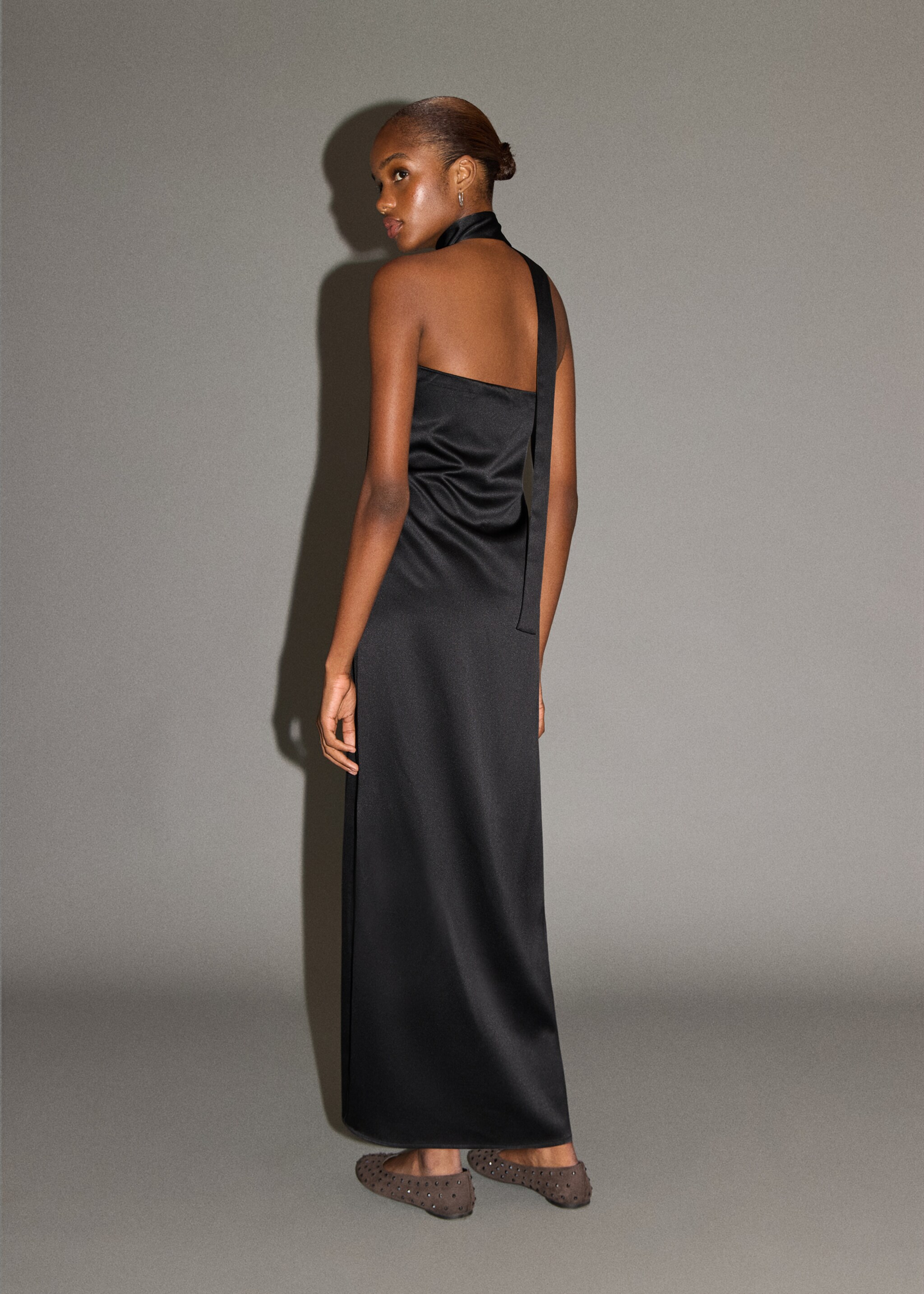 Midi-dress with waist tie - Reverse of the article, Black. Ref: 17081587-00.