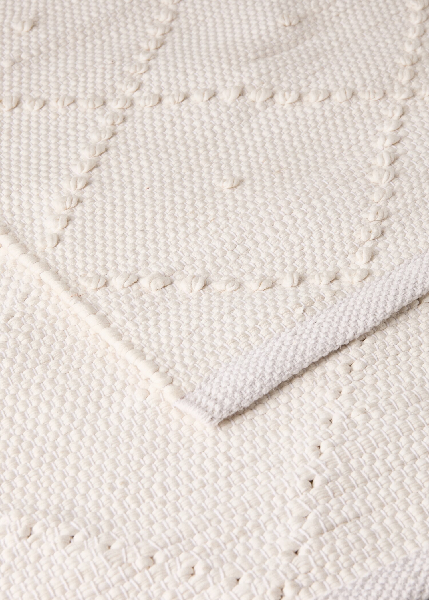 Alfombra infantil algodón rombos pompón - Detall de l'article 1