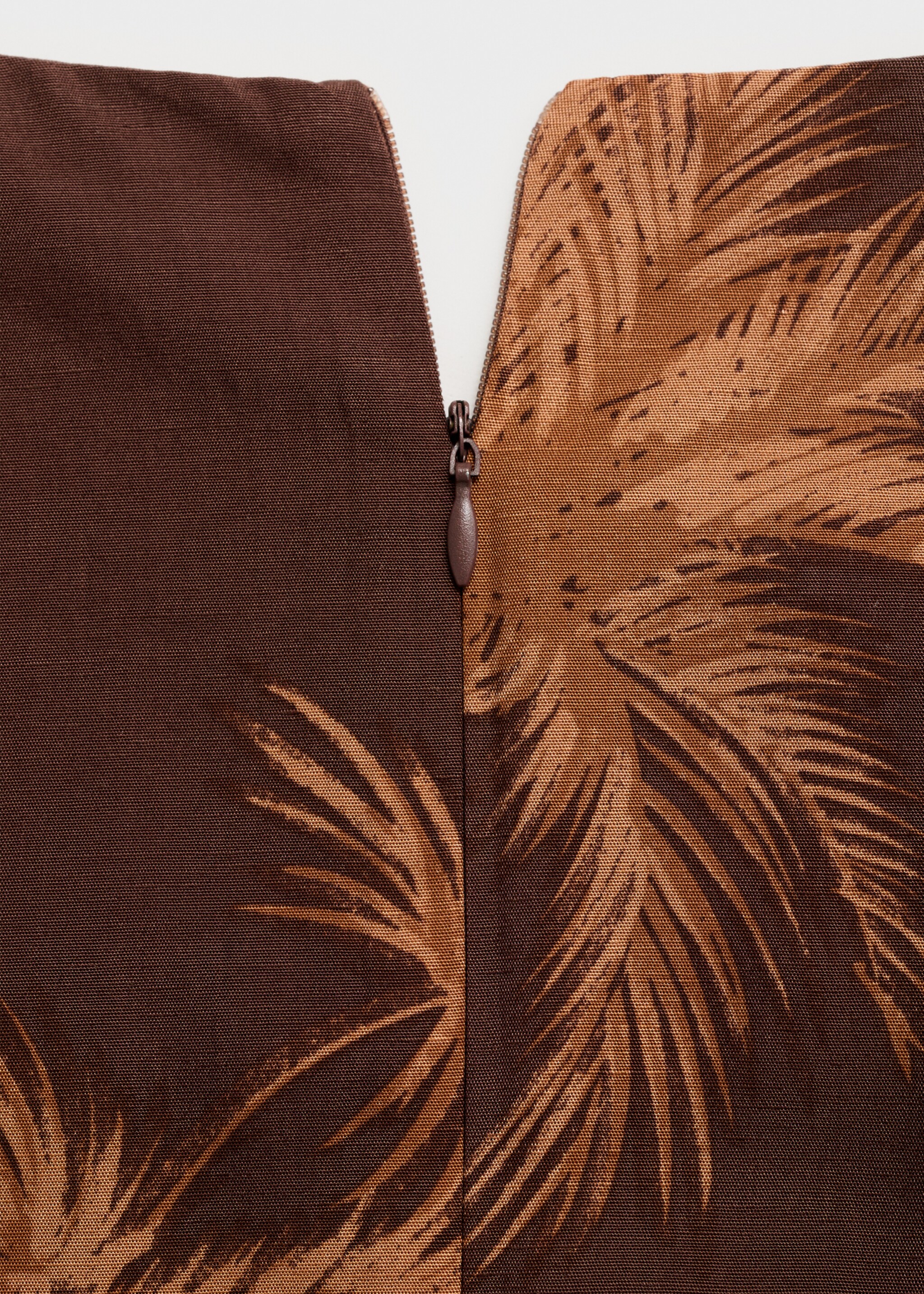 Lyocell jumpsuit cut out knot detail - Detail van het artikel 0