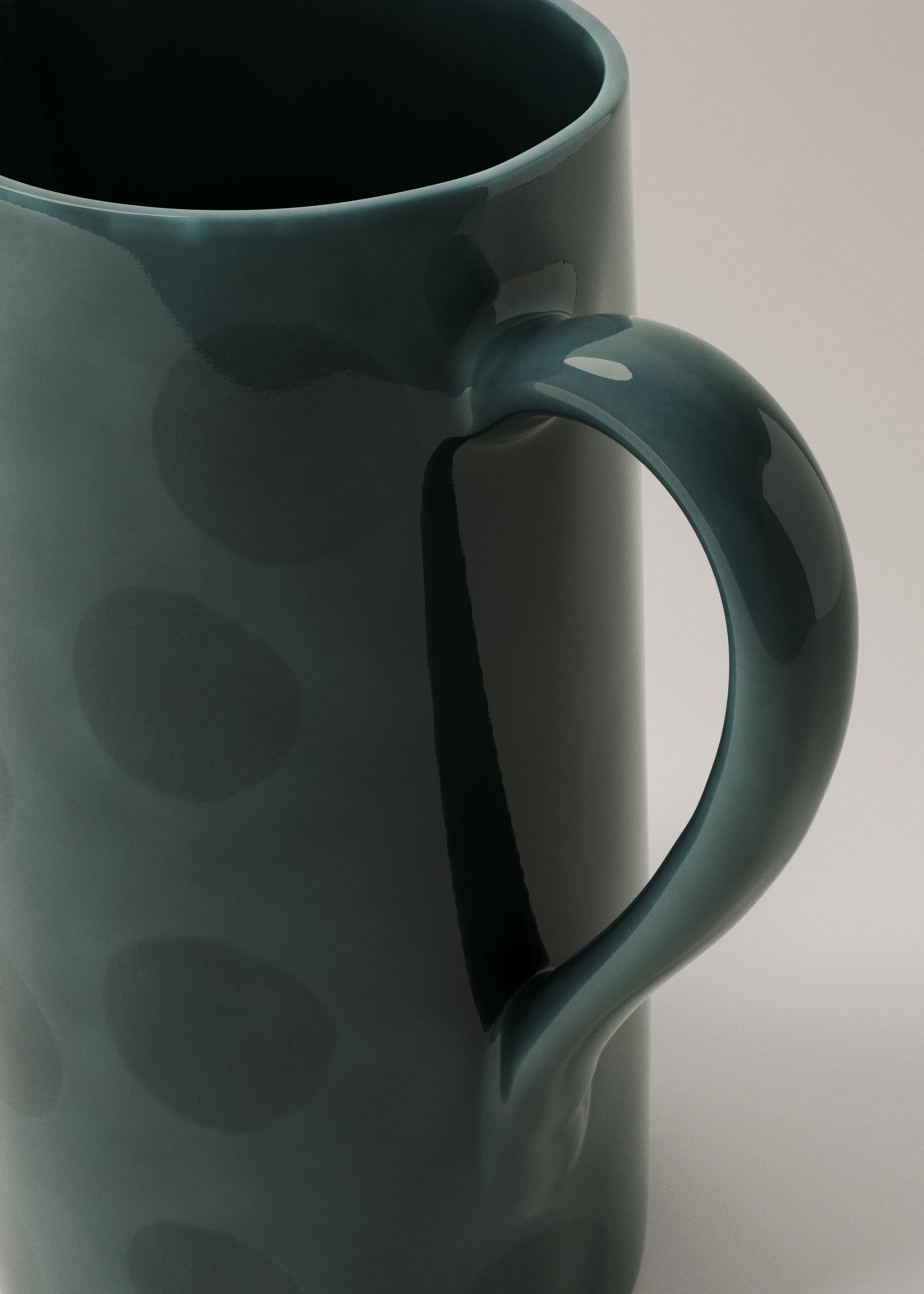 Hand painted stoneware jar - Details of the article 1, Charcoal. Ref: 17082032-00.