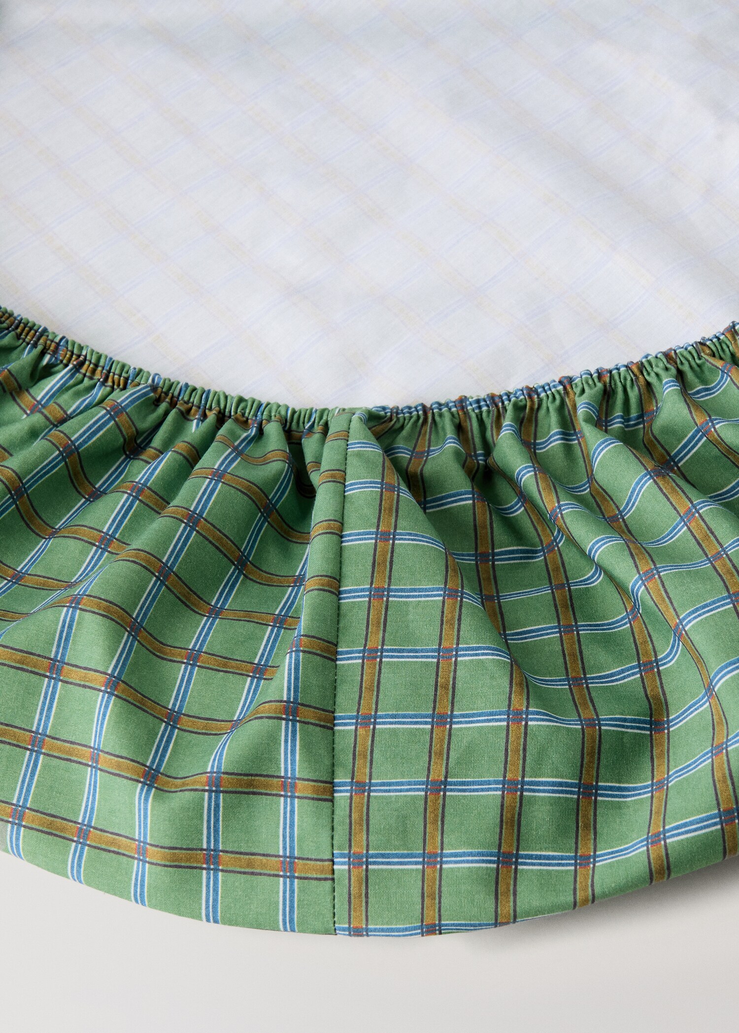 Cotton percale fitted sheet, checkered pattern, 90 cm bed - Details of the article 1