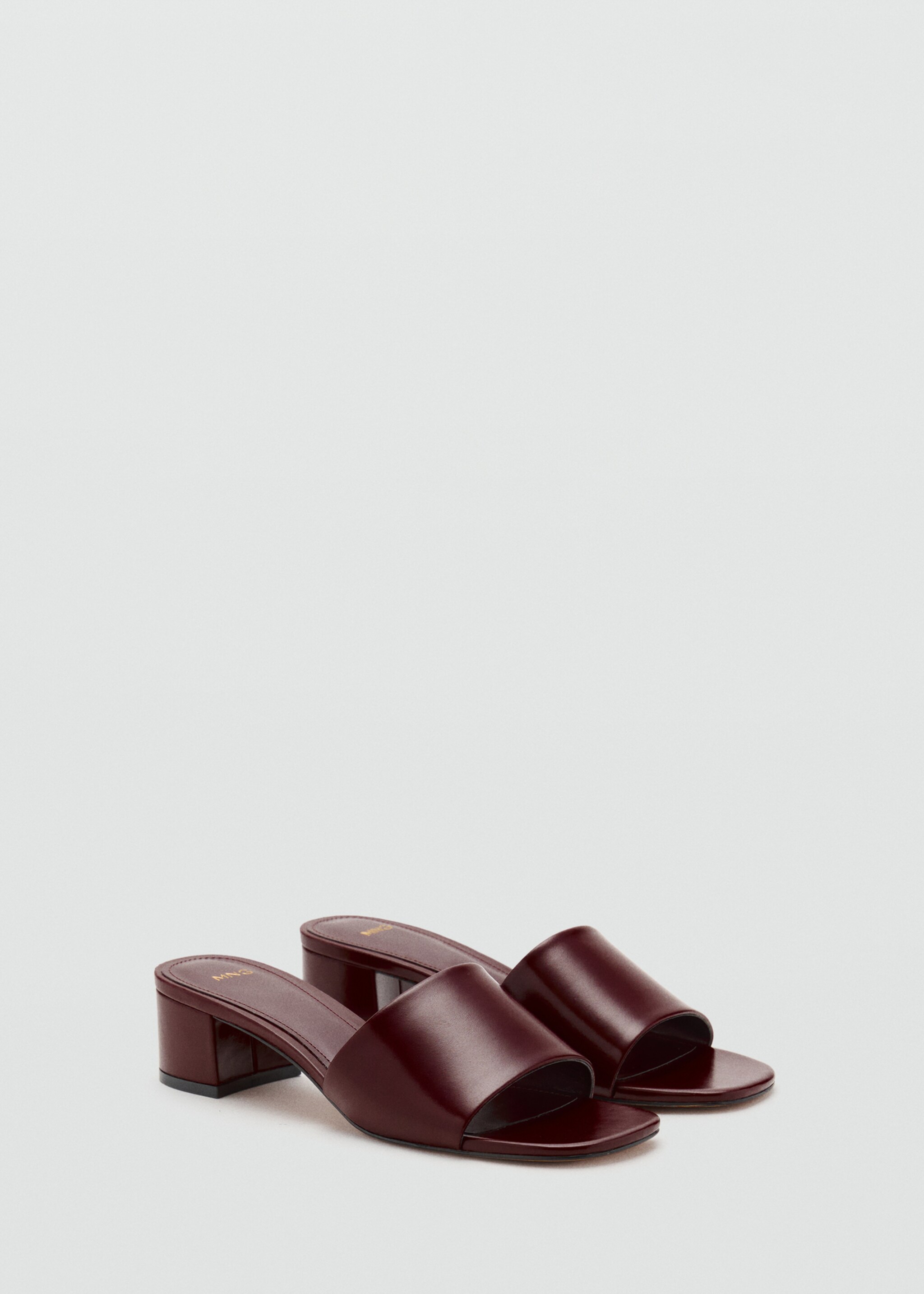 Block-heel sandals with strap - Medium plane