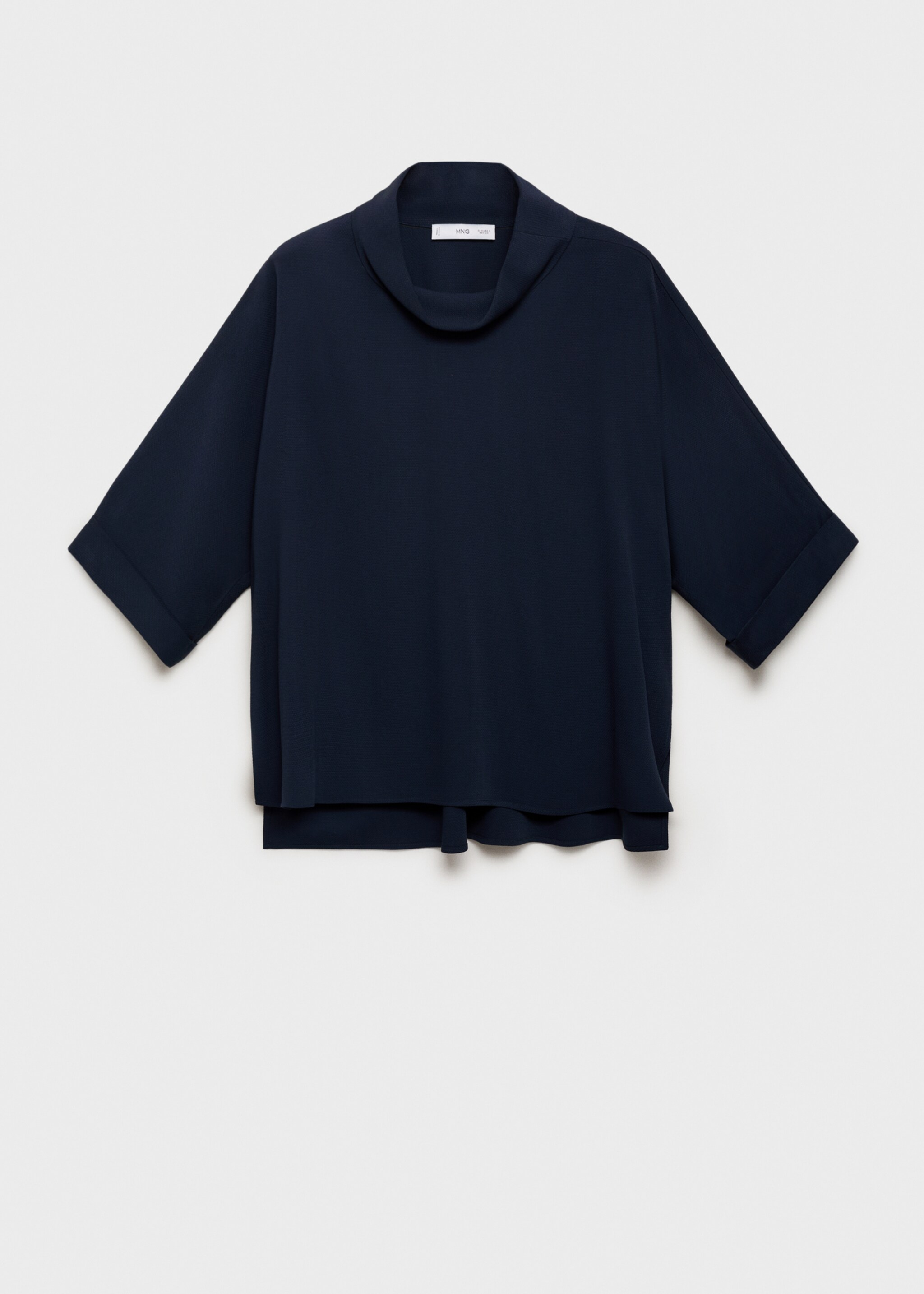 Oversized flowing blouse - Article without model