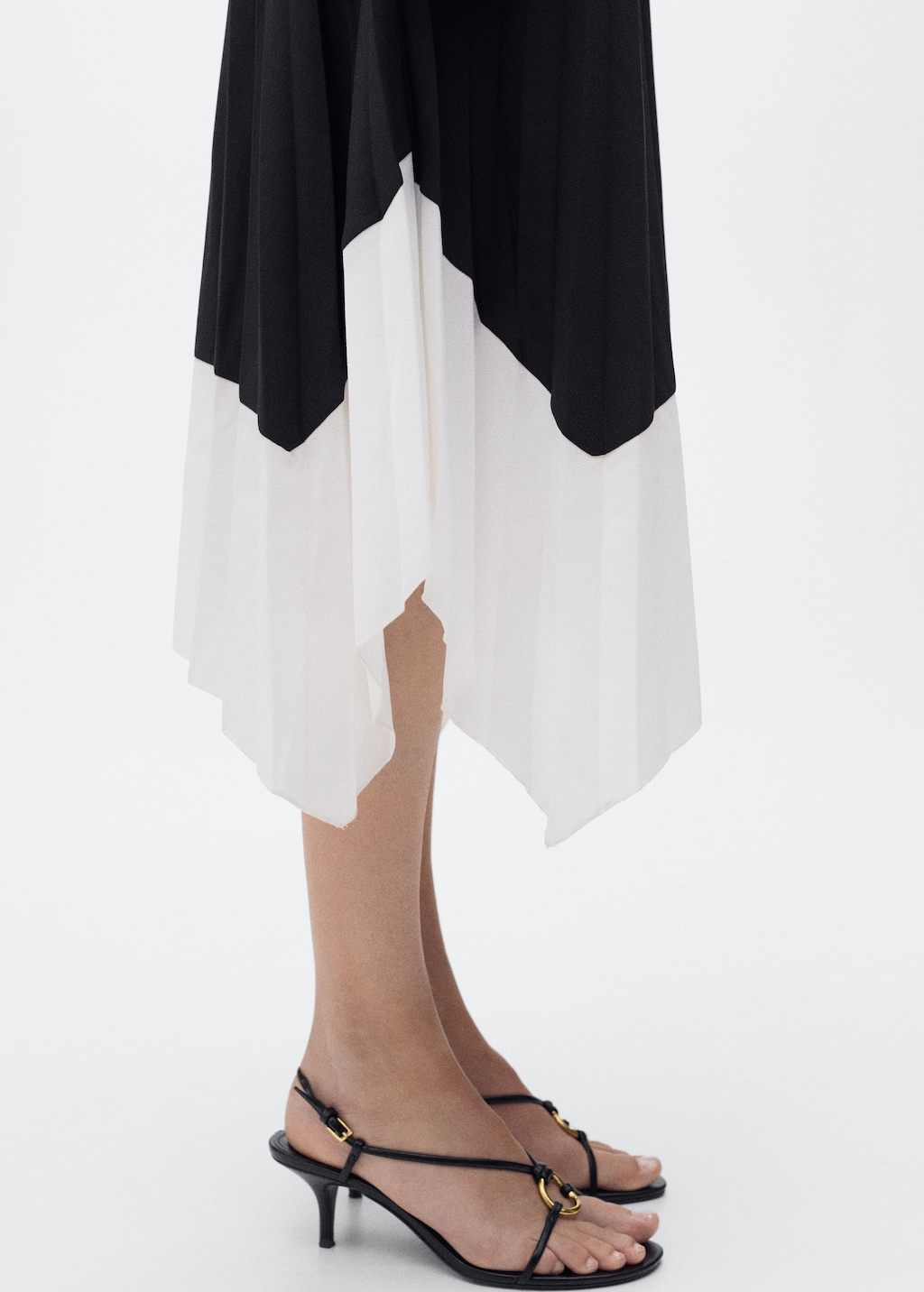 Mango Pleated asymmetric skirt