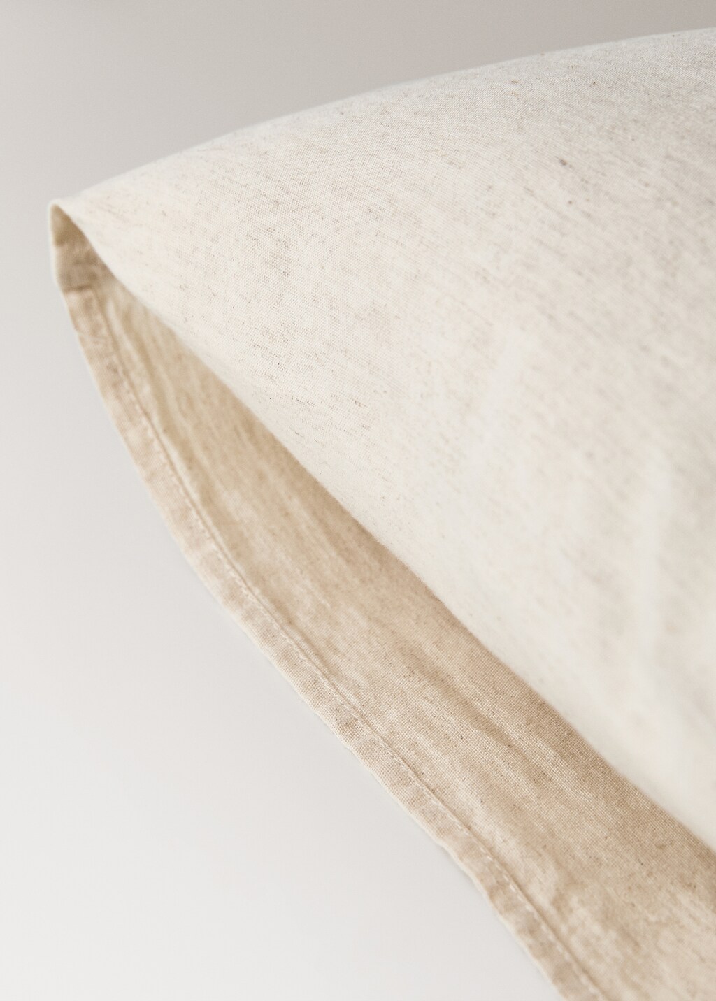 Children's cotton-linen cushion cover with embroidered hedgehogs