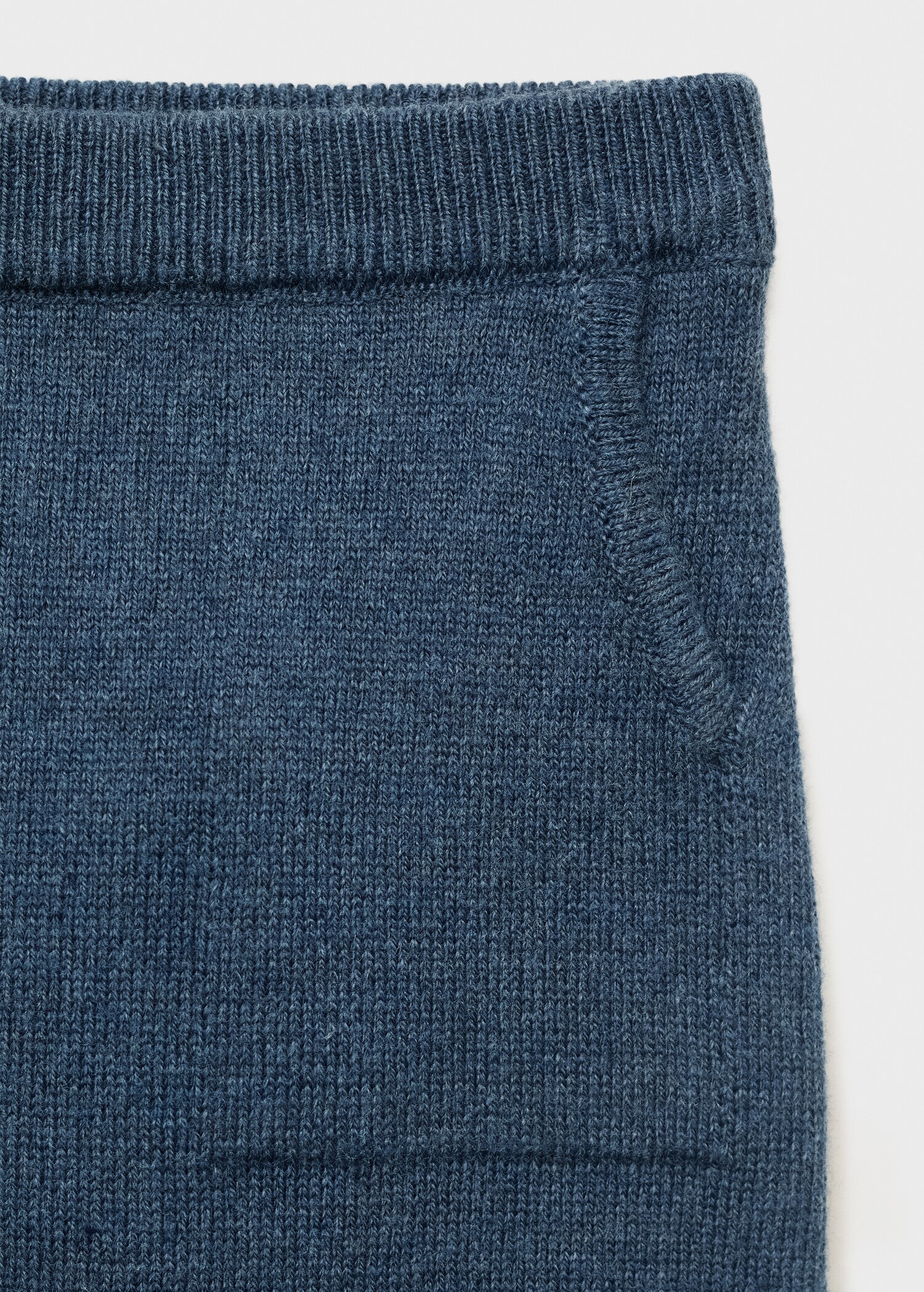 Pocket knit trousers - Details of the article 0