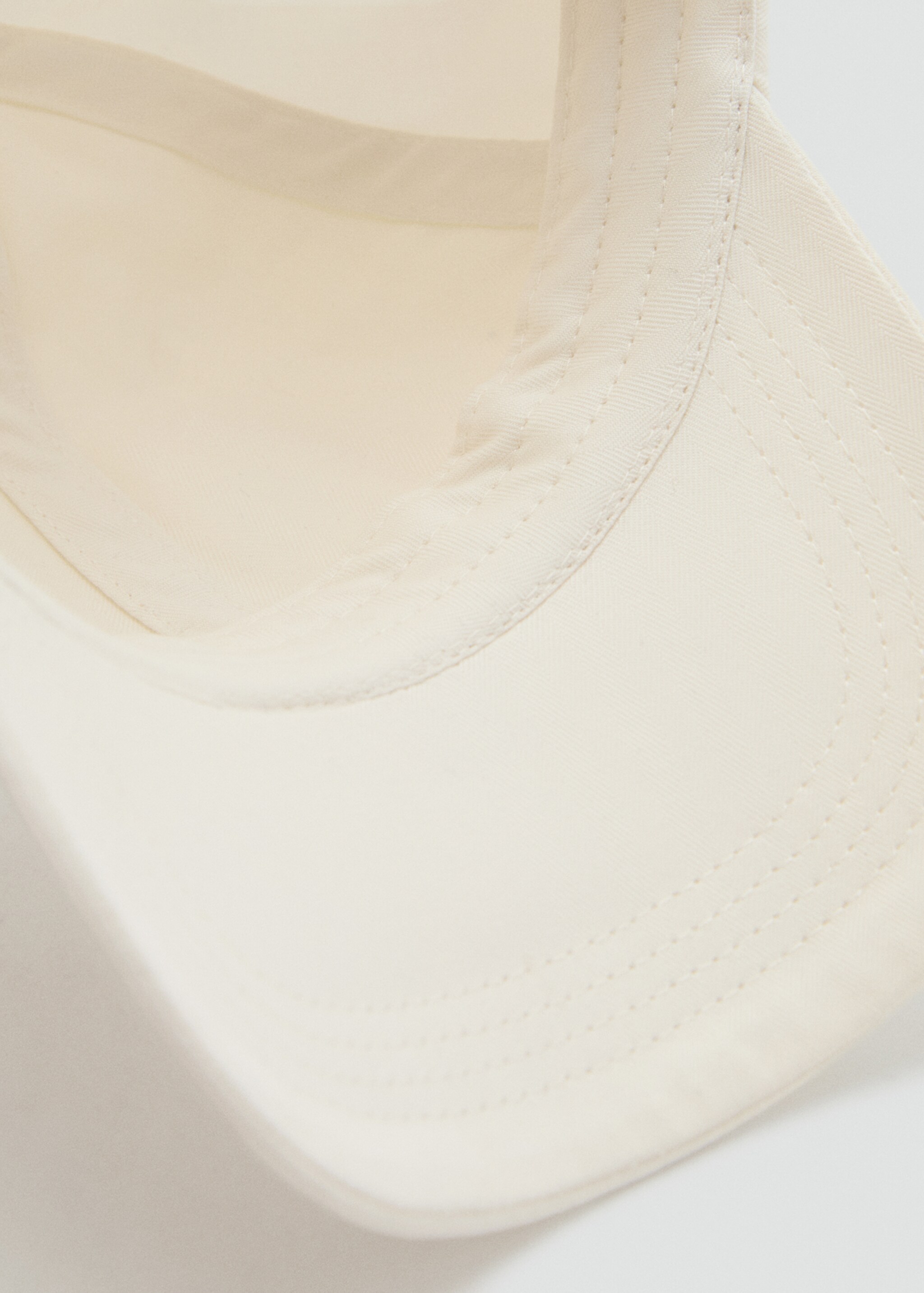 Cap basic - Details of the article 2, White. Ref: 17082924-00.
