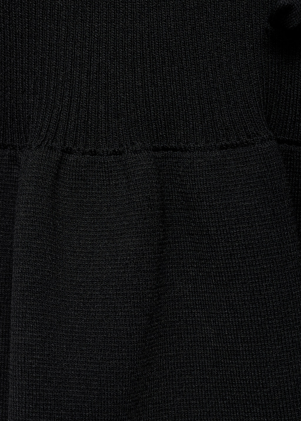 Knitted cardigan with ties