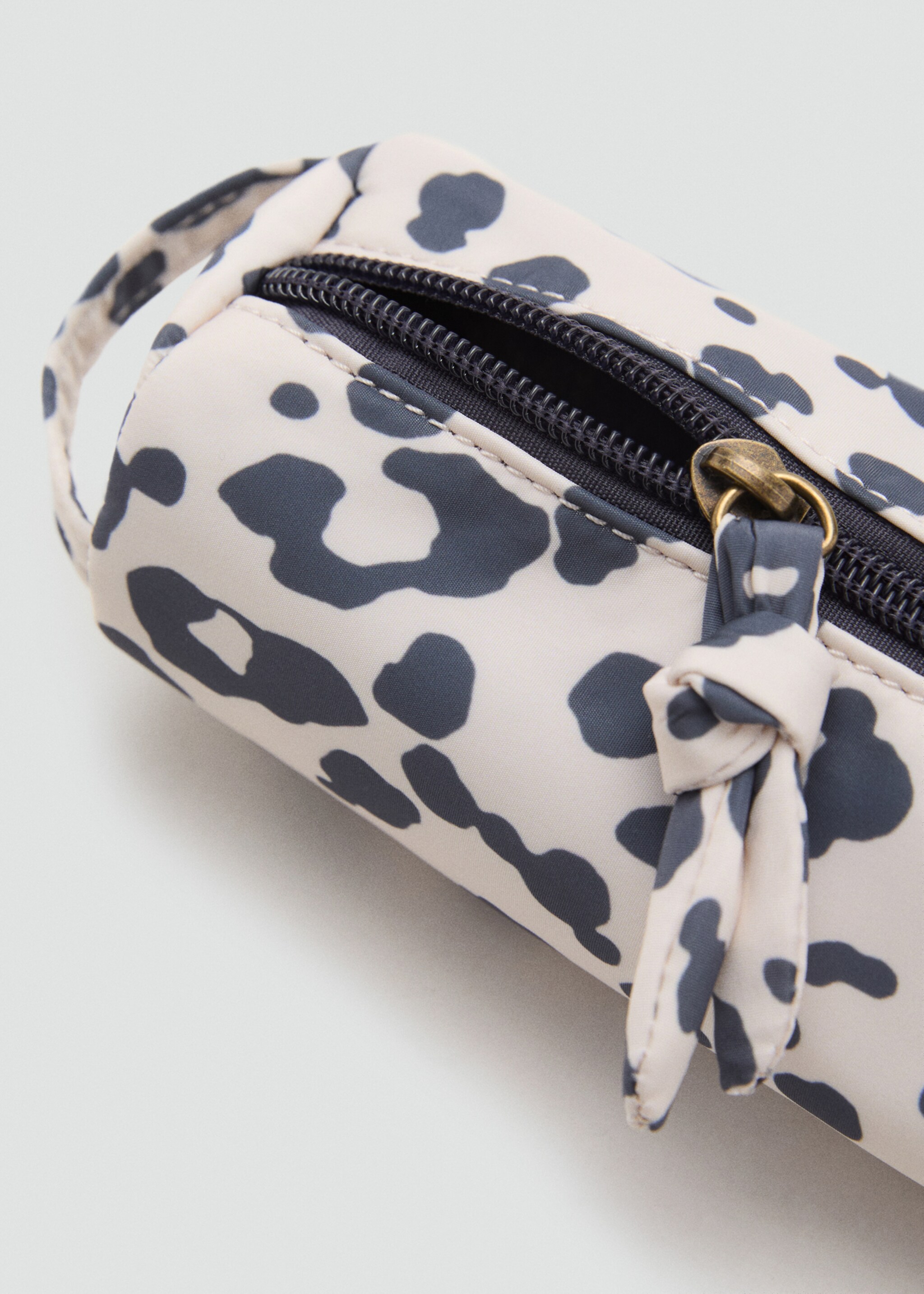 Animal print case - Details of the article 2