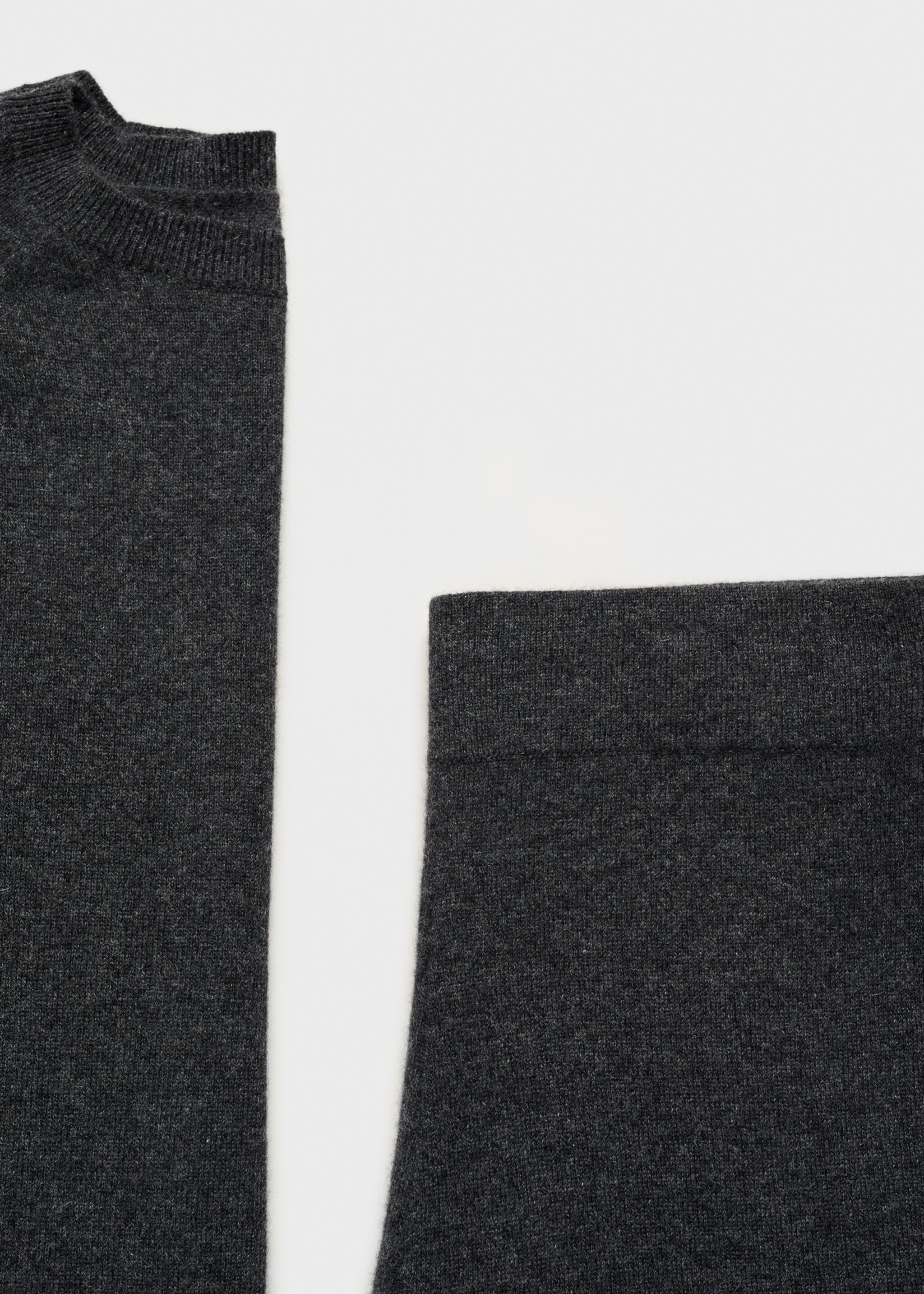 Cashmere trousers - Details of the article 0